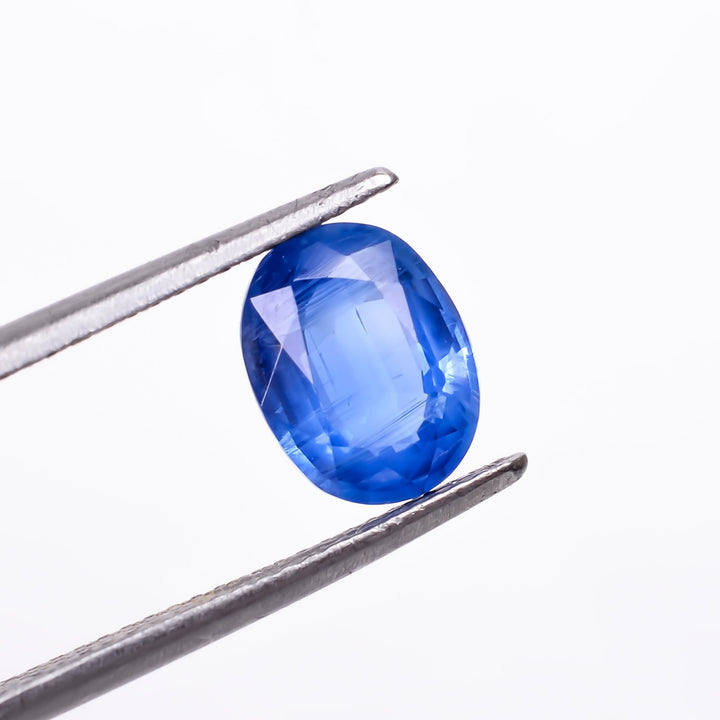 natural blue kyanite oval shape cut stone loose gemstone