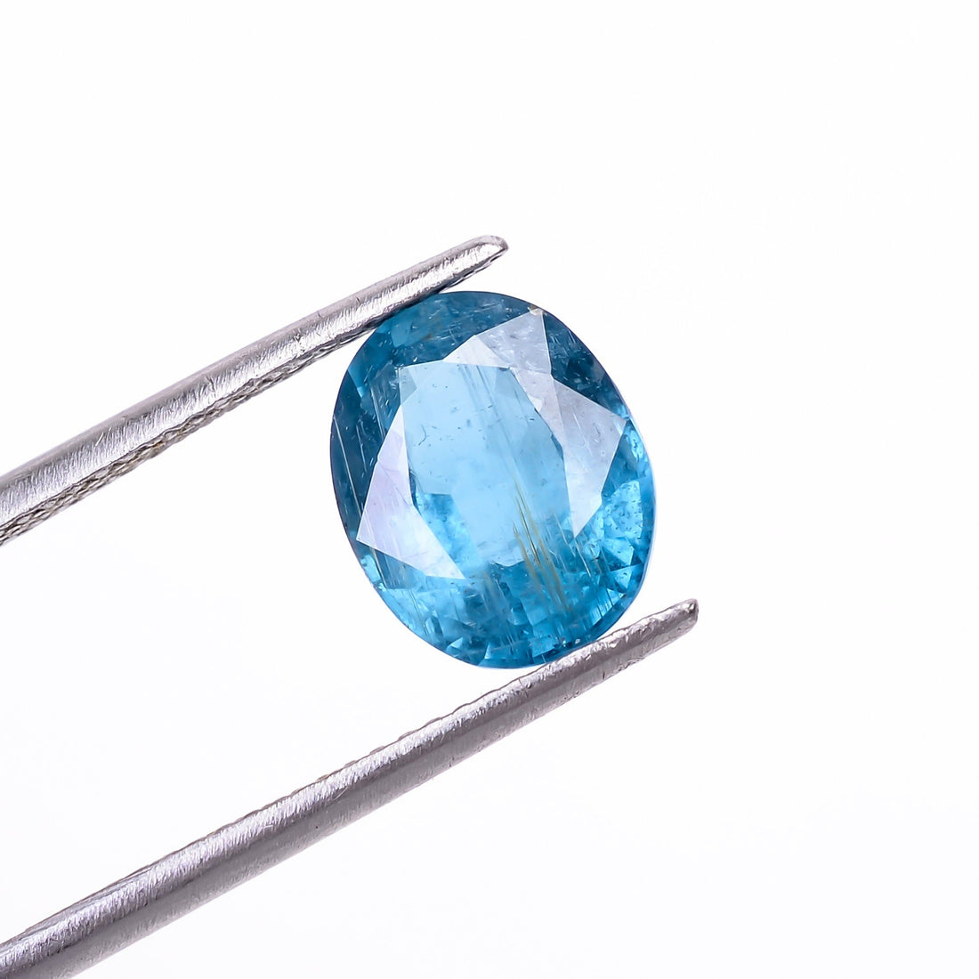 natural dark blue kyanite oval shape cut stone loose gemstone