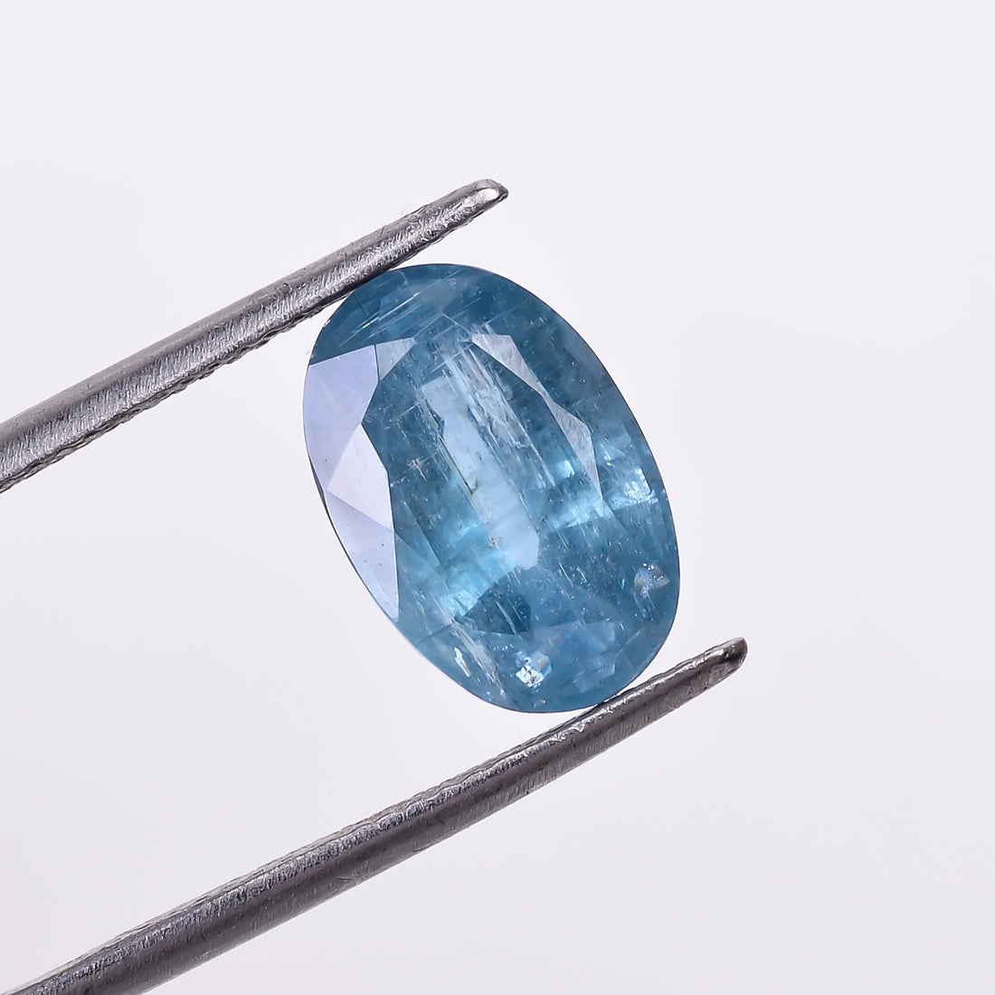 natural blue kyanite oval shape cut stone loose gemstone