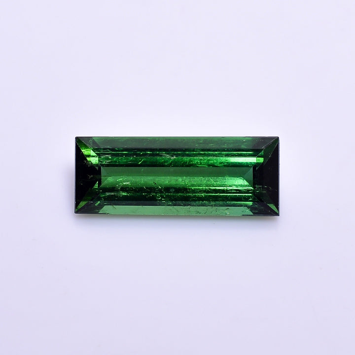 natural green tourmaline rectangle shape facit cut stone slightly inclusion loose gemstone