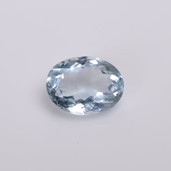 natural aquamarine oval shape cut stone loose gemstone