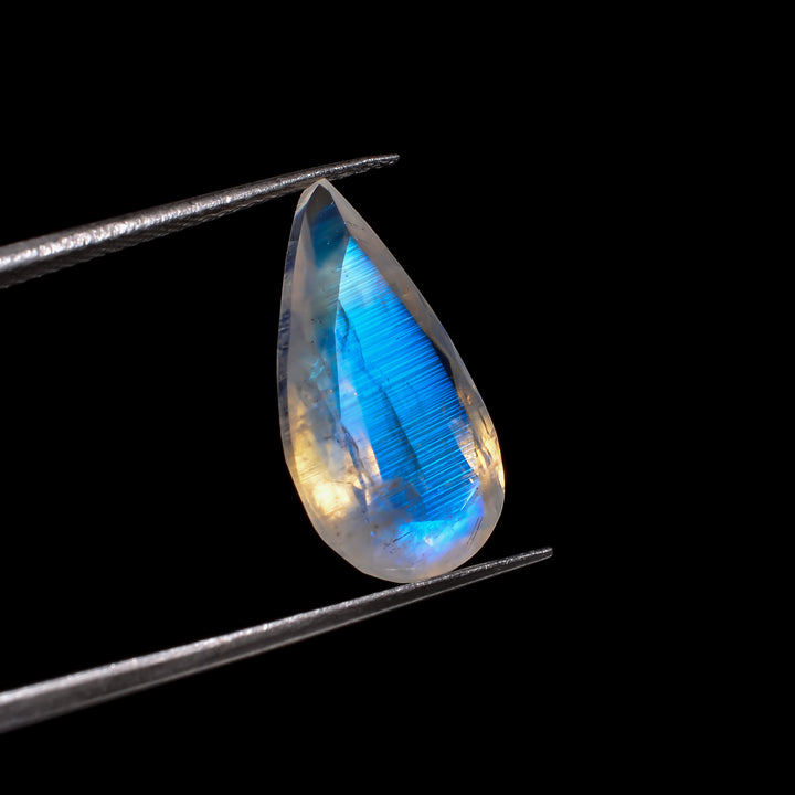 rainbow moonstone pear shape cut stone loose gemstone
