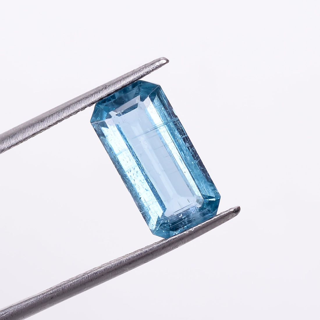 natural blue kyanite radiant shape cut stone loose gemstone