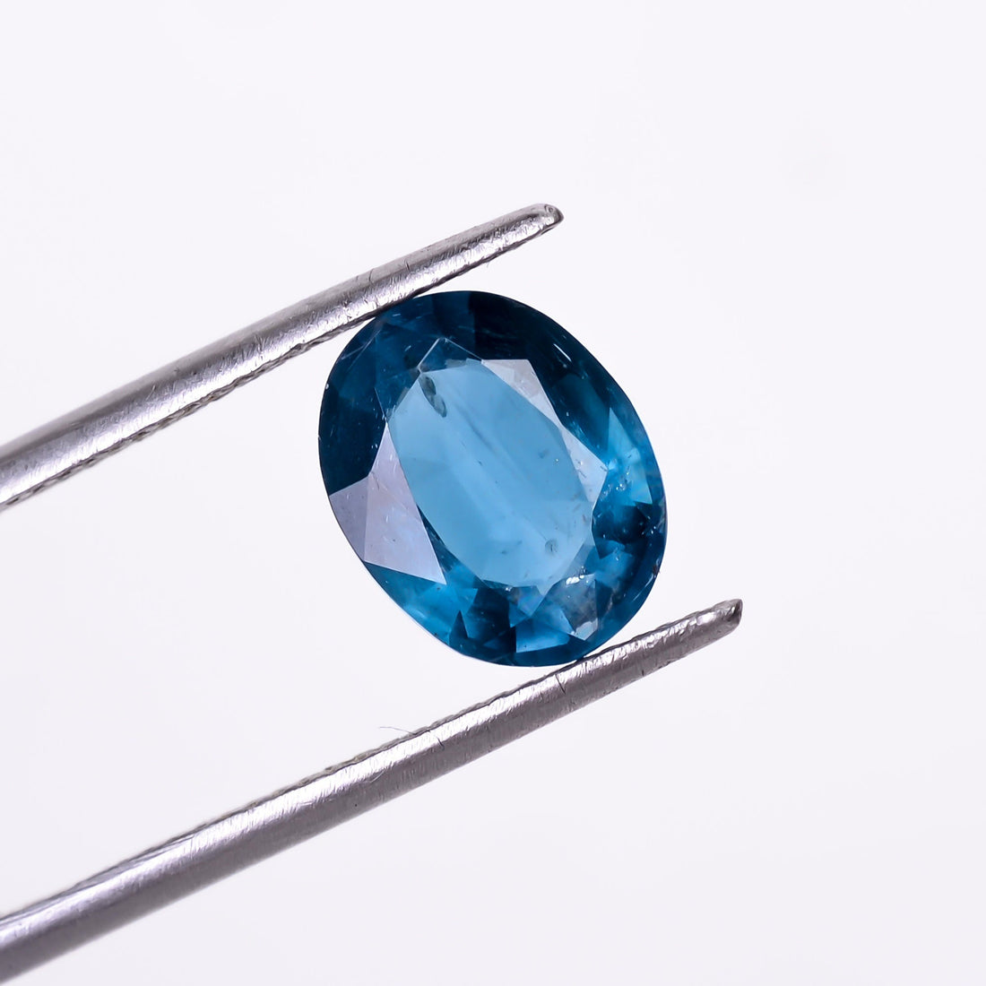 natural blue kyanite oval shape cut stone loose gemstone