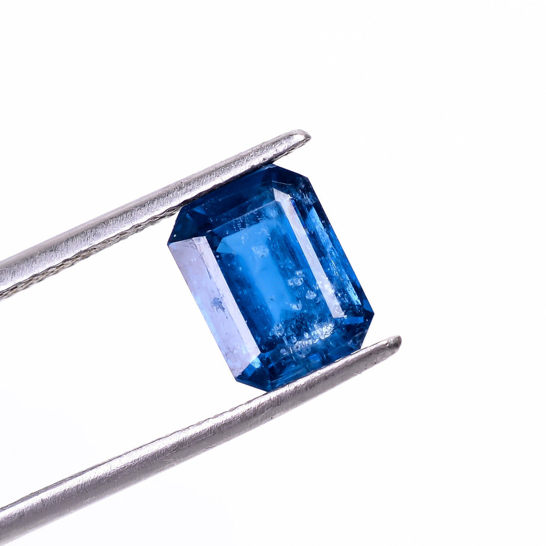 natural dark blue kyanite radiant shape cut stone loose gemstone