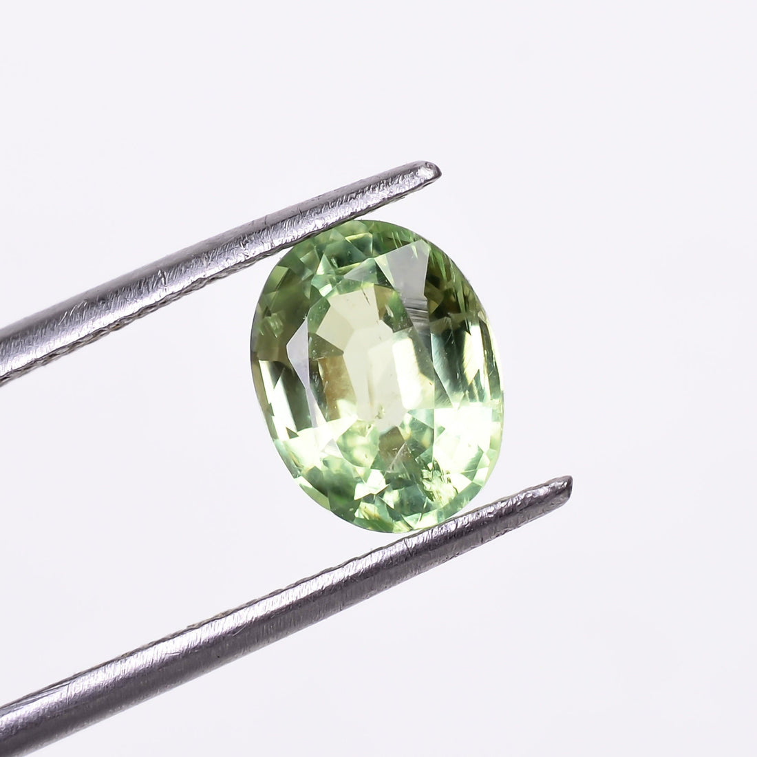 natural green kyanite oval shape cut stone loose gemstone