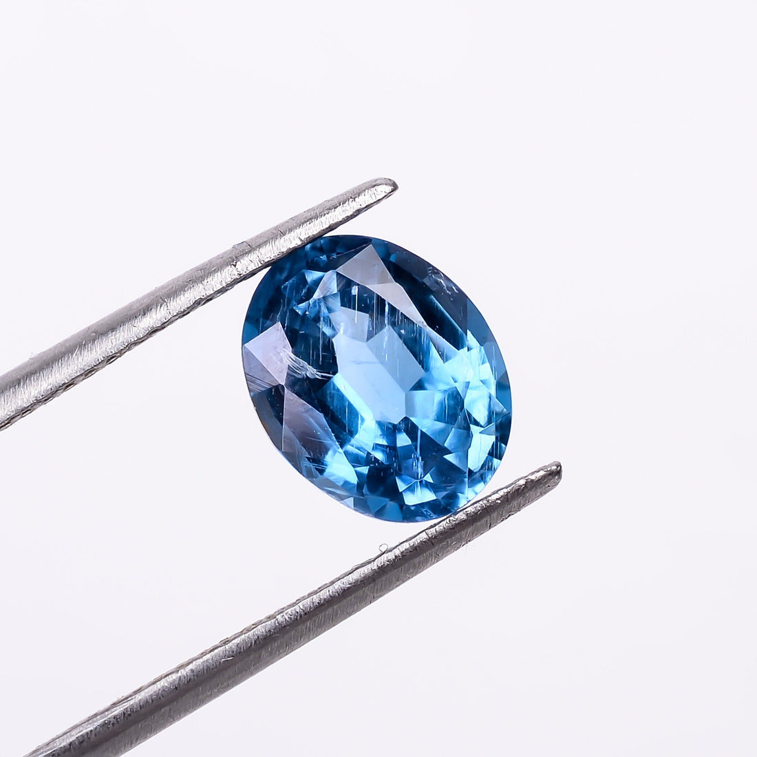 natural blue kyanite oval shape cut stone loose gemstone