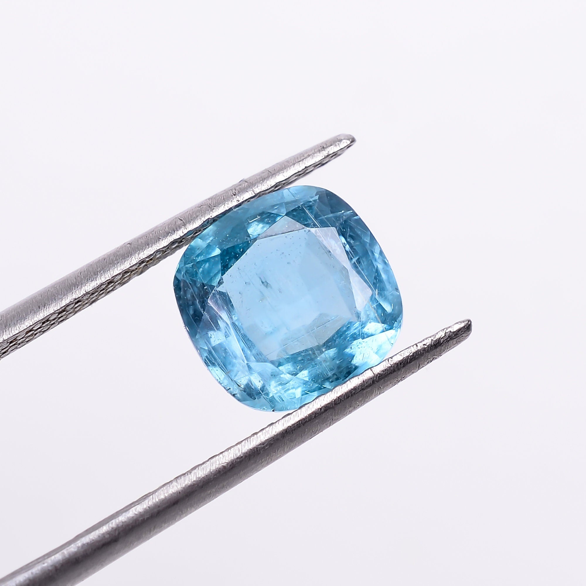 natural blue kyanite cushion shape cut stone loose gemstone