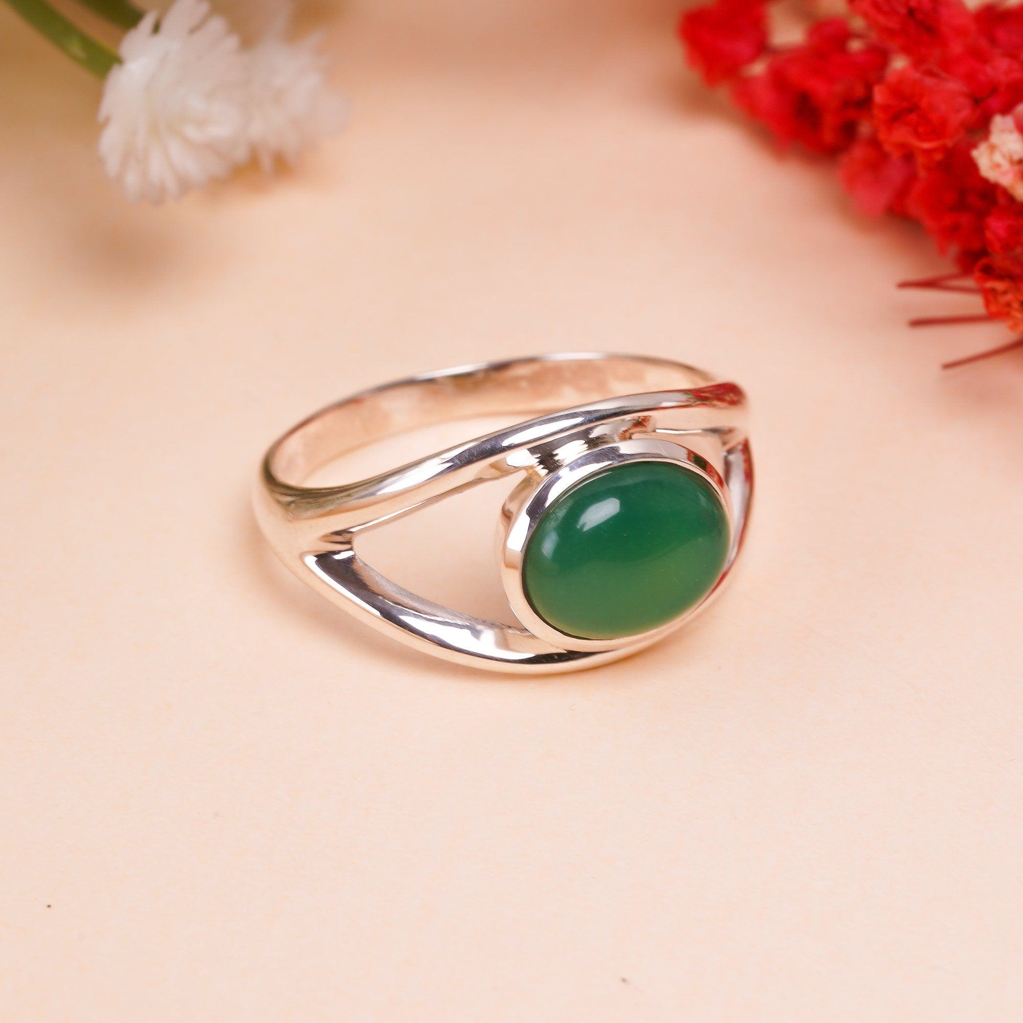 natural chrysoprase oval shape ethnic handmade ring 925 sterling silver 10 25 us 3 7 gms y 7782