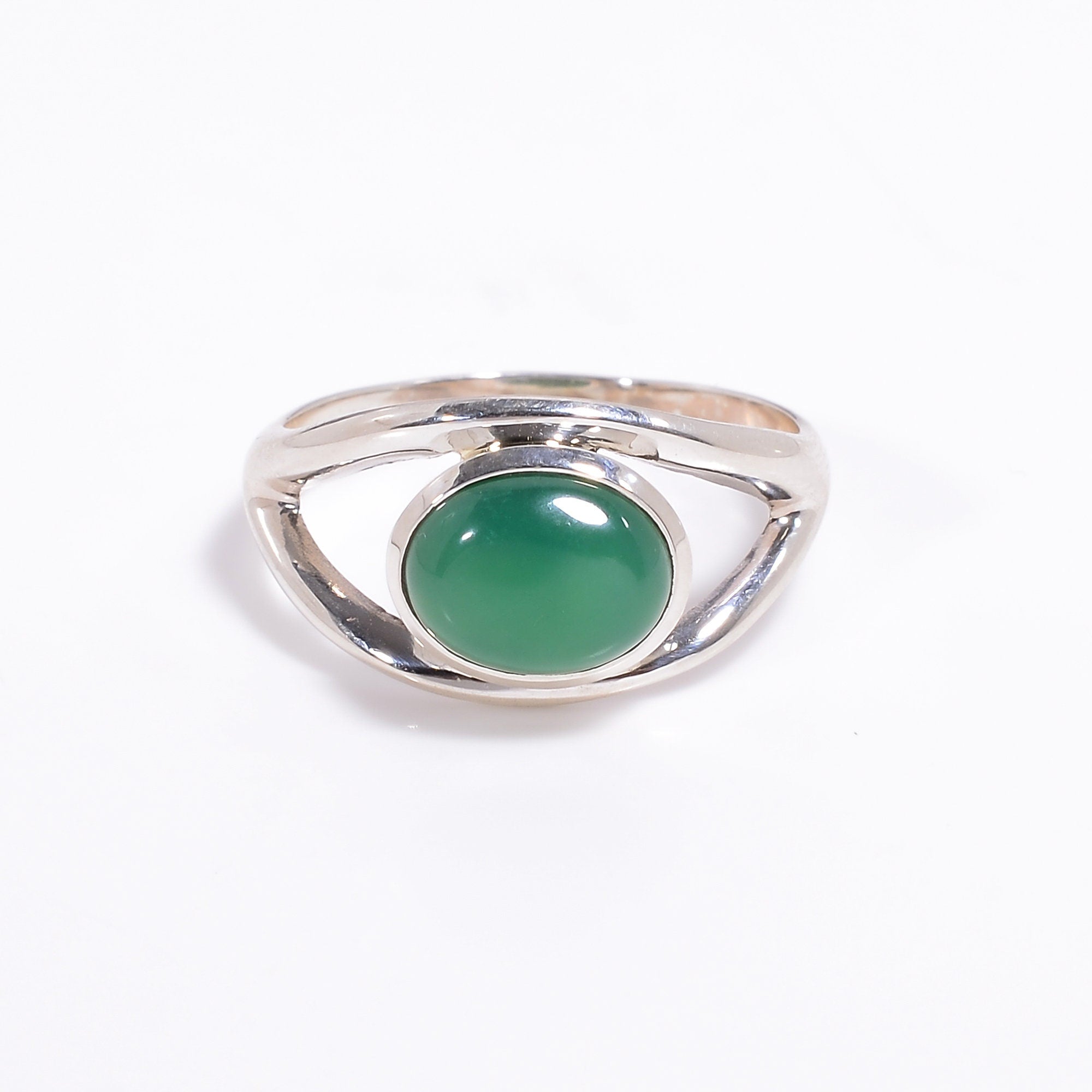 natural chrysoprase oval shape ethnic handmade ring 925 sterling silver 10 25 us 3 7 gms y 7782