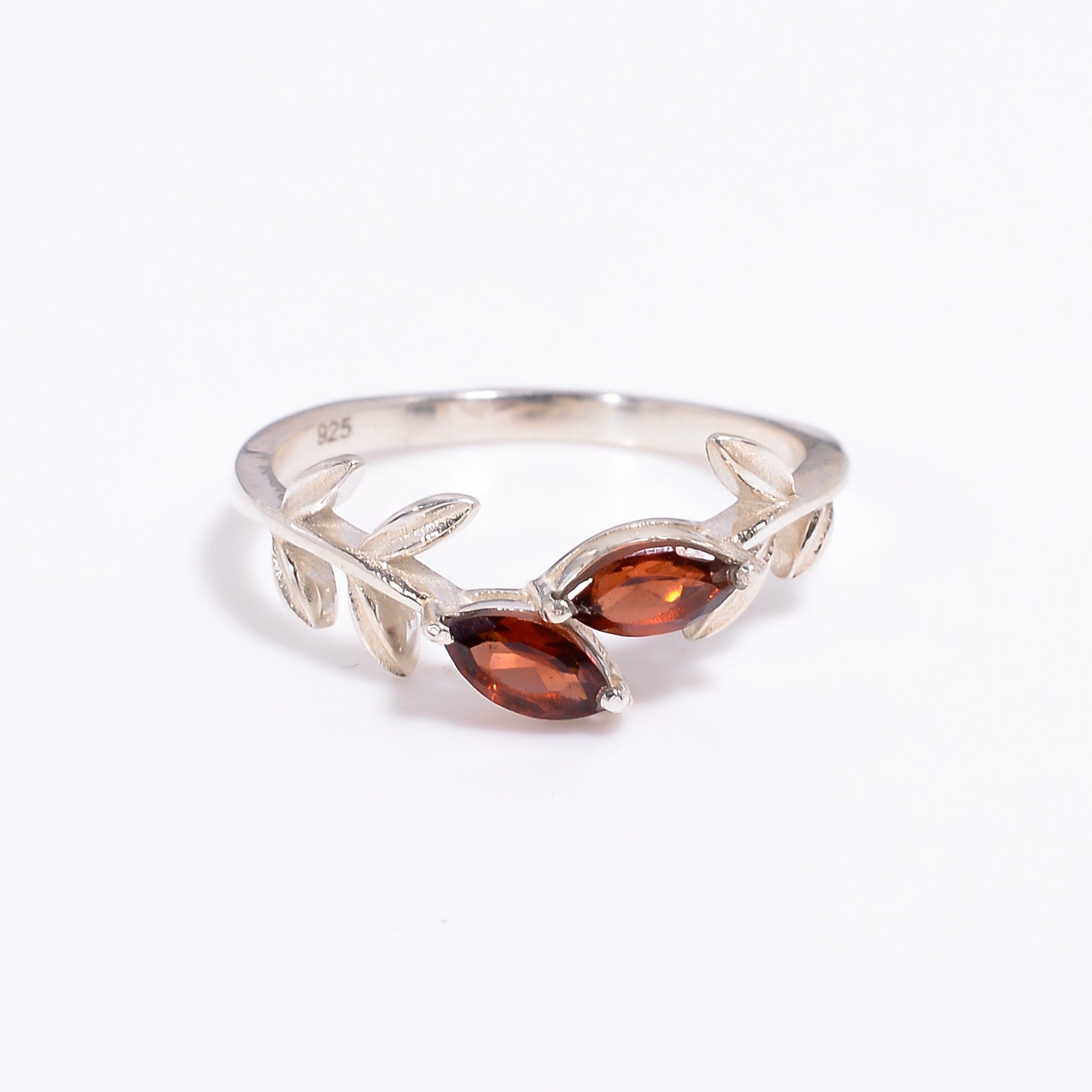 natural garnet marquise shape ethnic handmade ring 925 sterling silver ring 7 25 us 2 gms y 7787
