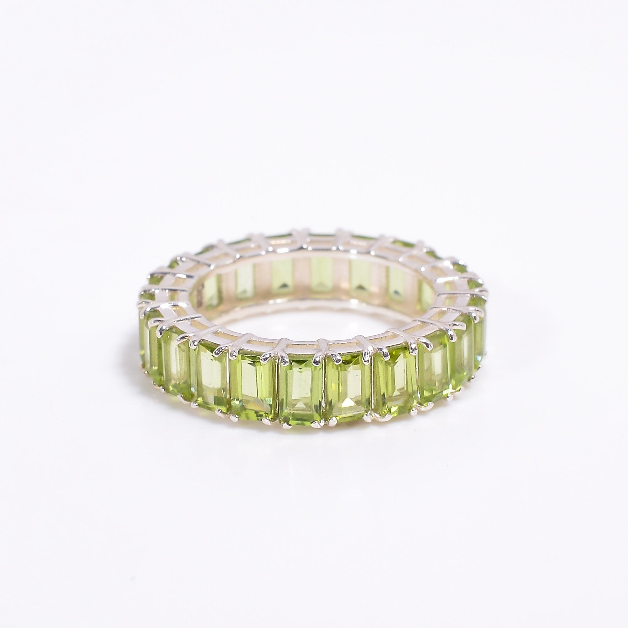natural peridot radiant shape ethnic handmade 925 sterling silver ring 8 us 4 7 gms y 7775