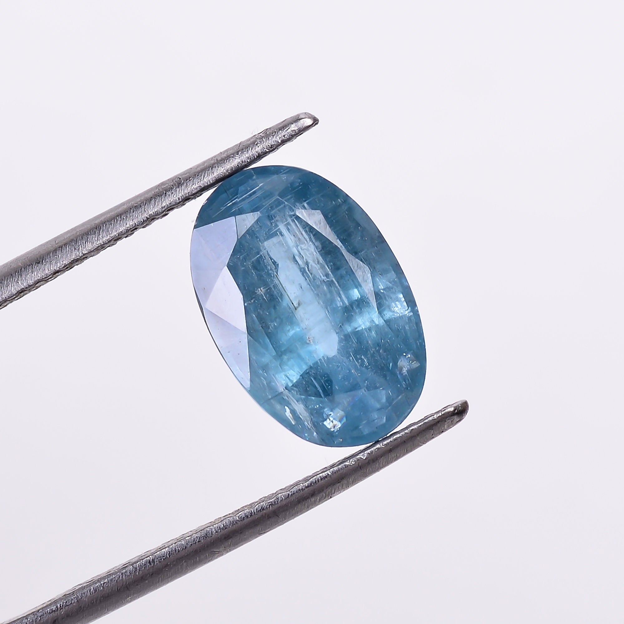 natural blue kyanite oval shape cut stone loose gemstone