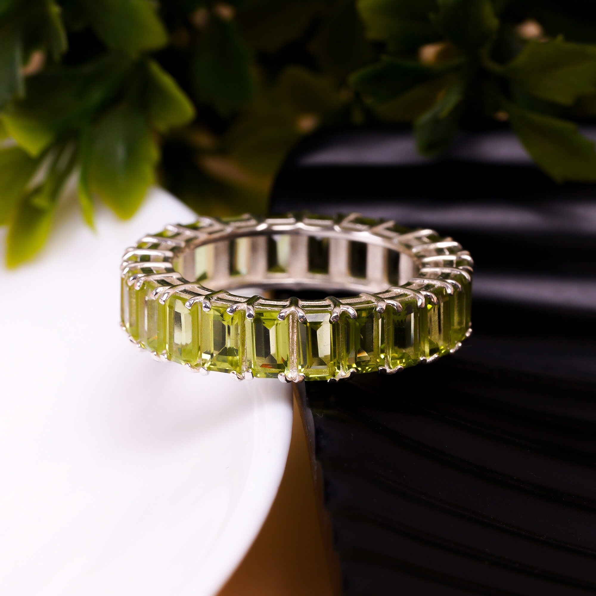 natural peridot radiant shape ethnic handmade 925 sterling silver ring 8 us 4 7 gms y 7775