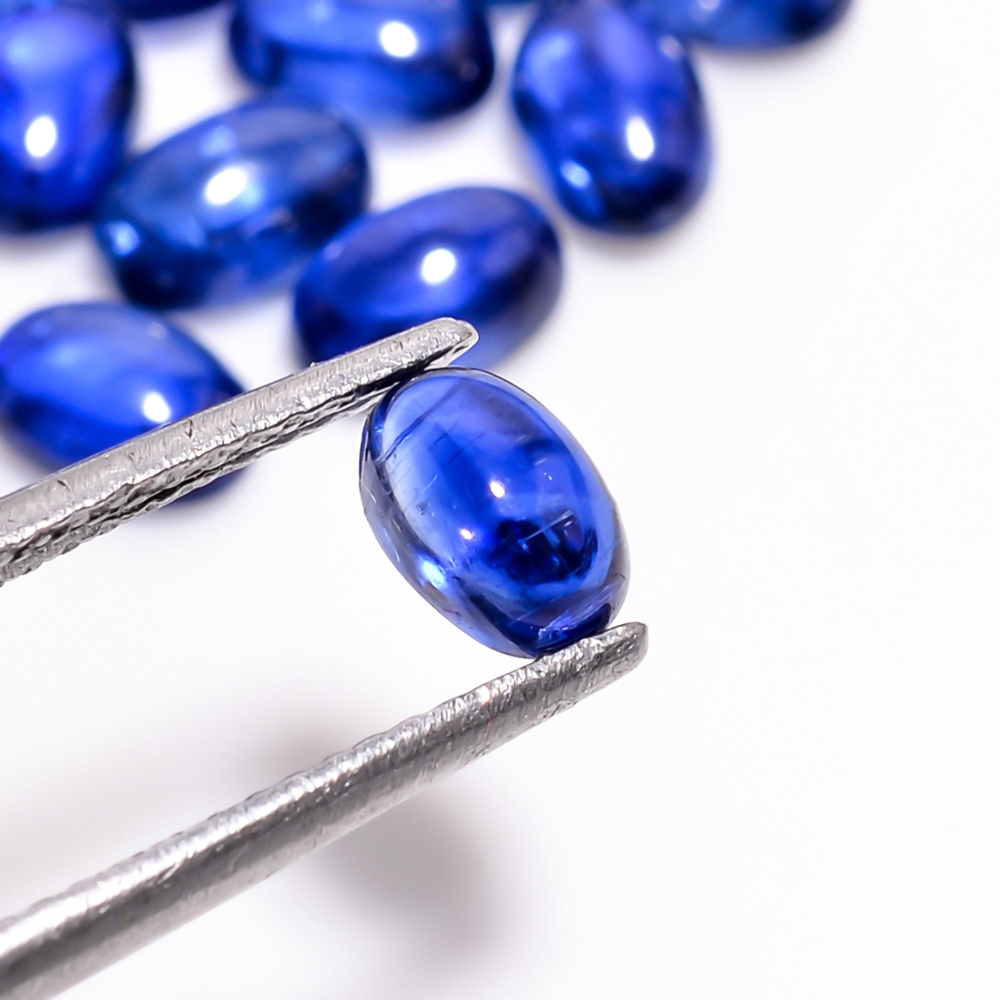 blue kyanite oval shape cabochon loose gemstone 18 pcs