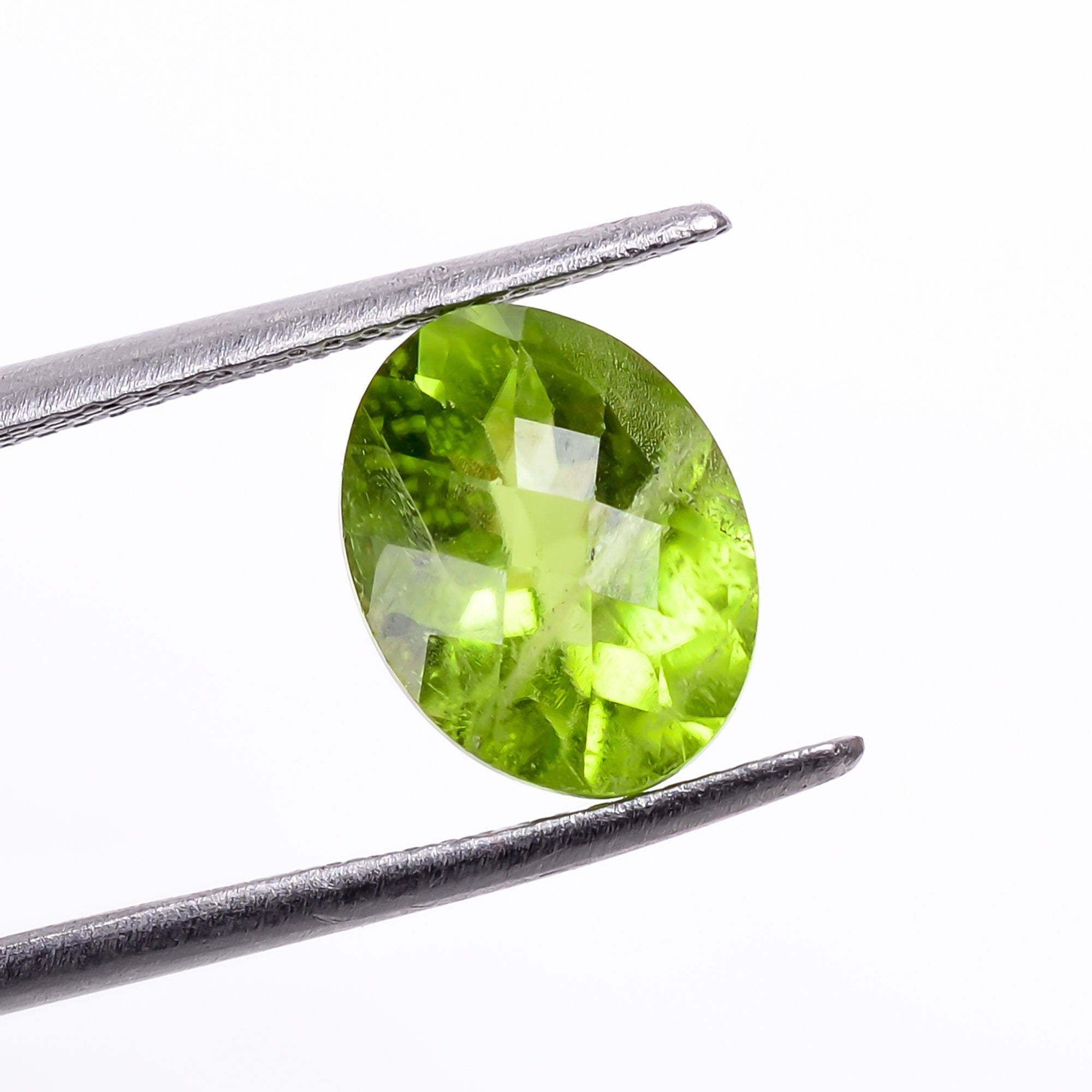 peridot natural oval shape faceted loose gemstone
