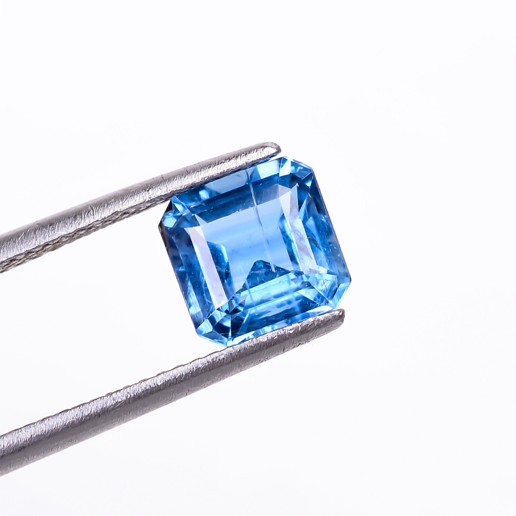 natural blue kyanite cushion shape cut stone loose gemstone