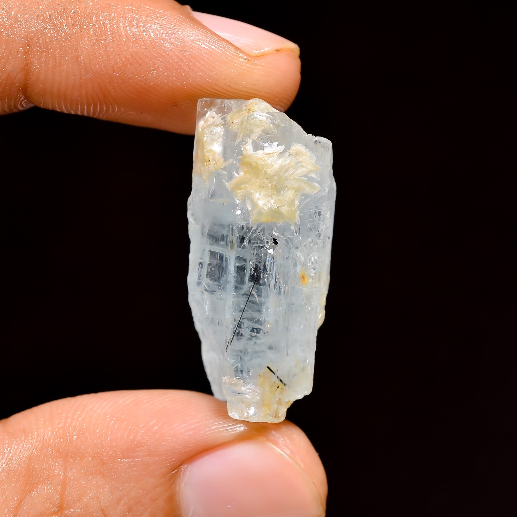 Natural Aquamarine Pencil Shape Loose Gemstone Rough For Making Jewelry 33.5 Ct. 29X13X11 mm 100% Natural Raw Gemstone S-1405