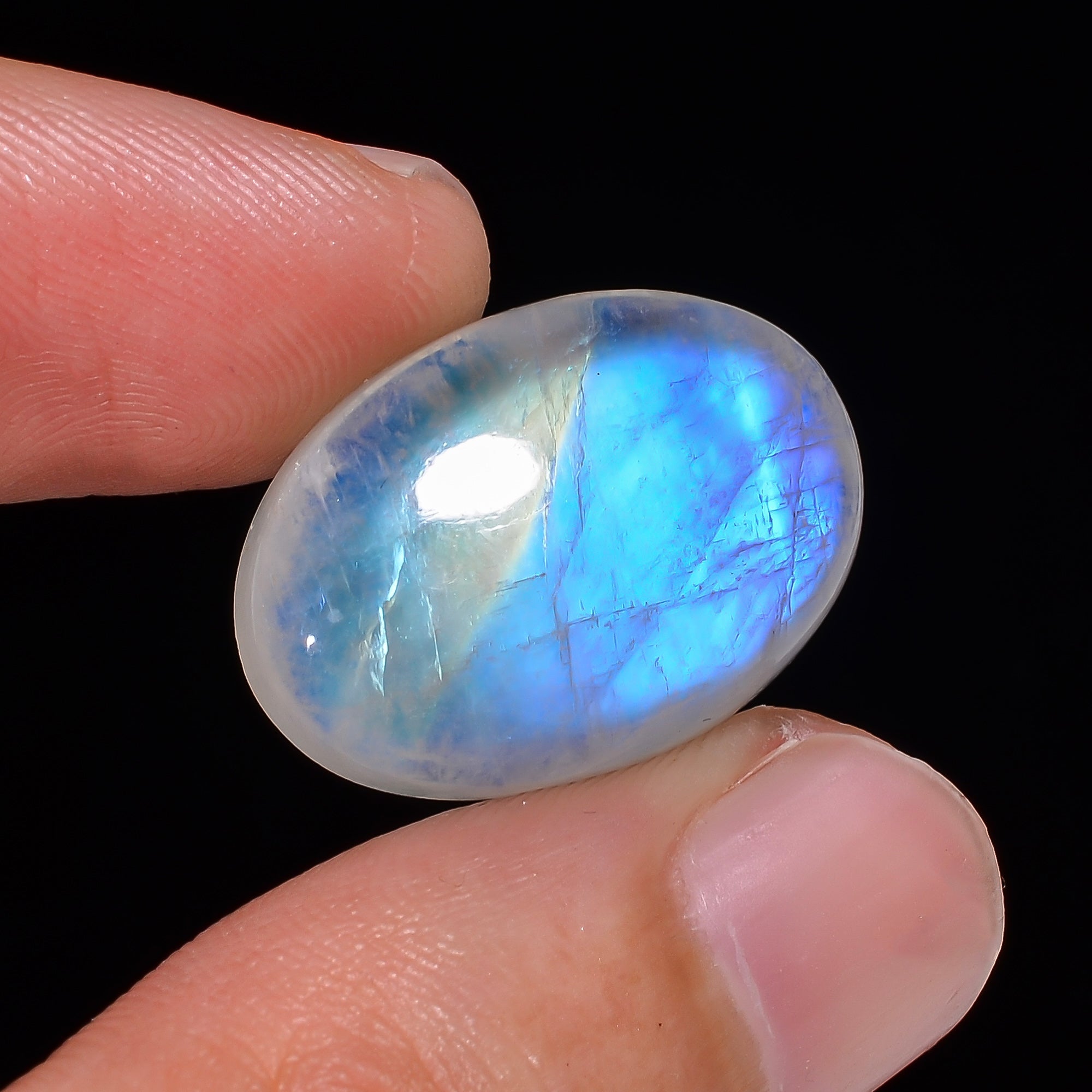 Natural Rainbow Moonstone Oval Shape Cabochon Loose Gemstone For Making Jewelry 23 Ct. 21X15X7 mm Y-10088