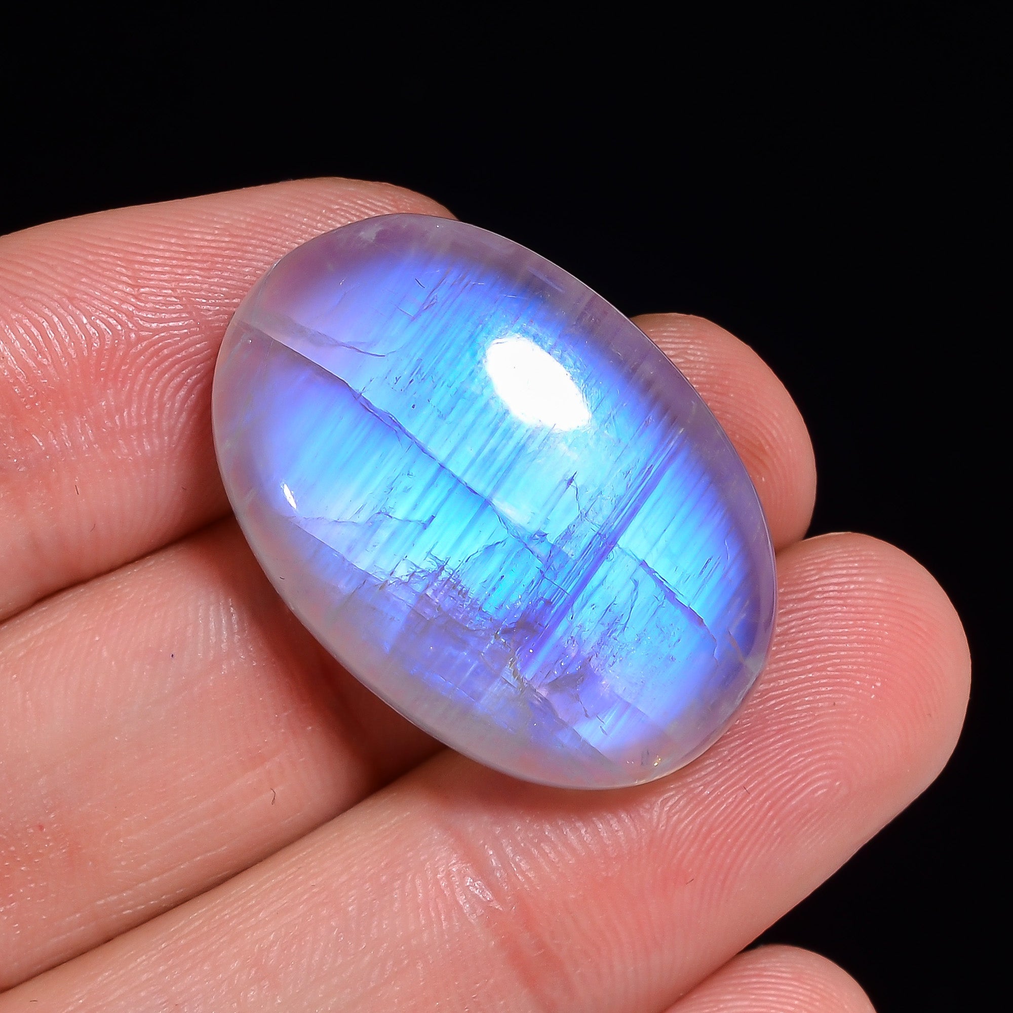 Natural Rainbow Moonstone Oval Shape Cabochon Loose Gemstone For Making Jewelry 47.5 Ct. 28X19X9 mm Y-10089