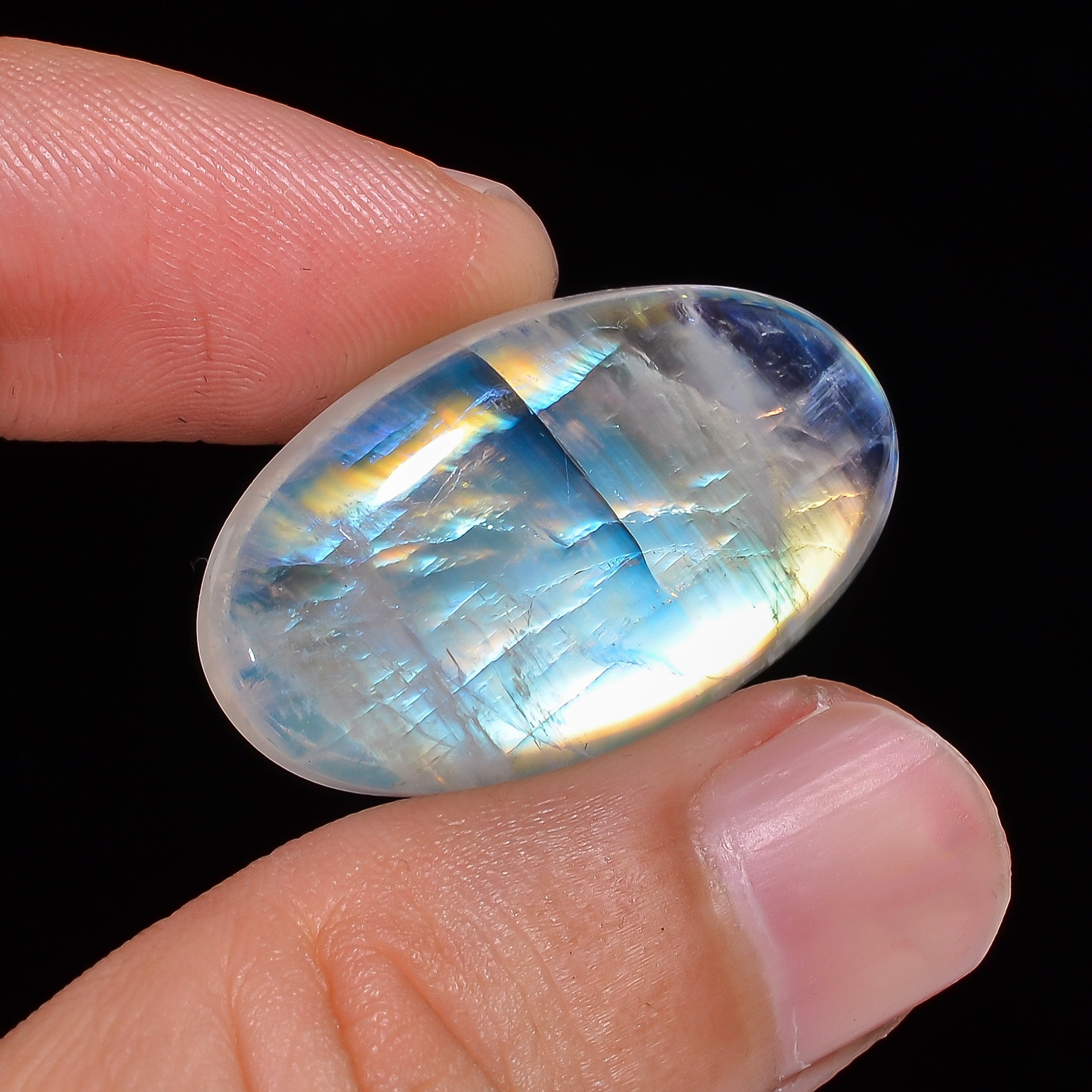 Natural Rainbow Moonstone Oval Shape Cabochon Loose Gemstone For Making Jewelry 30.5 Ct. 29X17X6 mm Y-10090