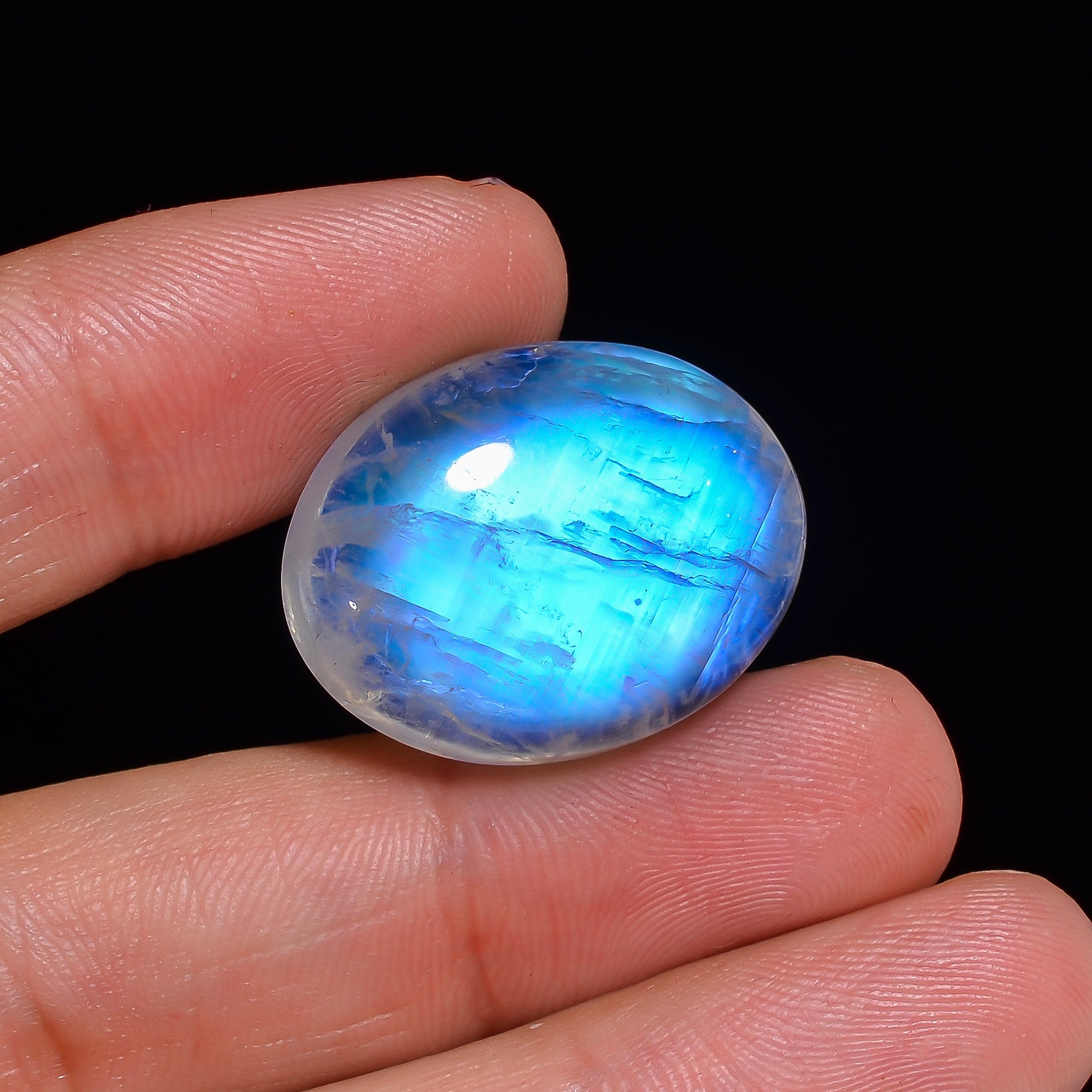 Natural Rainbow Moonstone Oval Shape Cabochon Loose Gemstone For Making Jewelry 35 Ct. 24X19X8 mm Y-10104