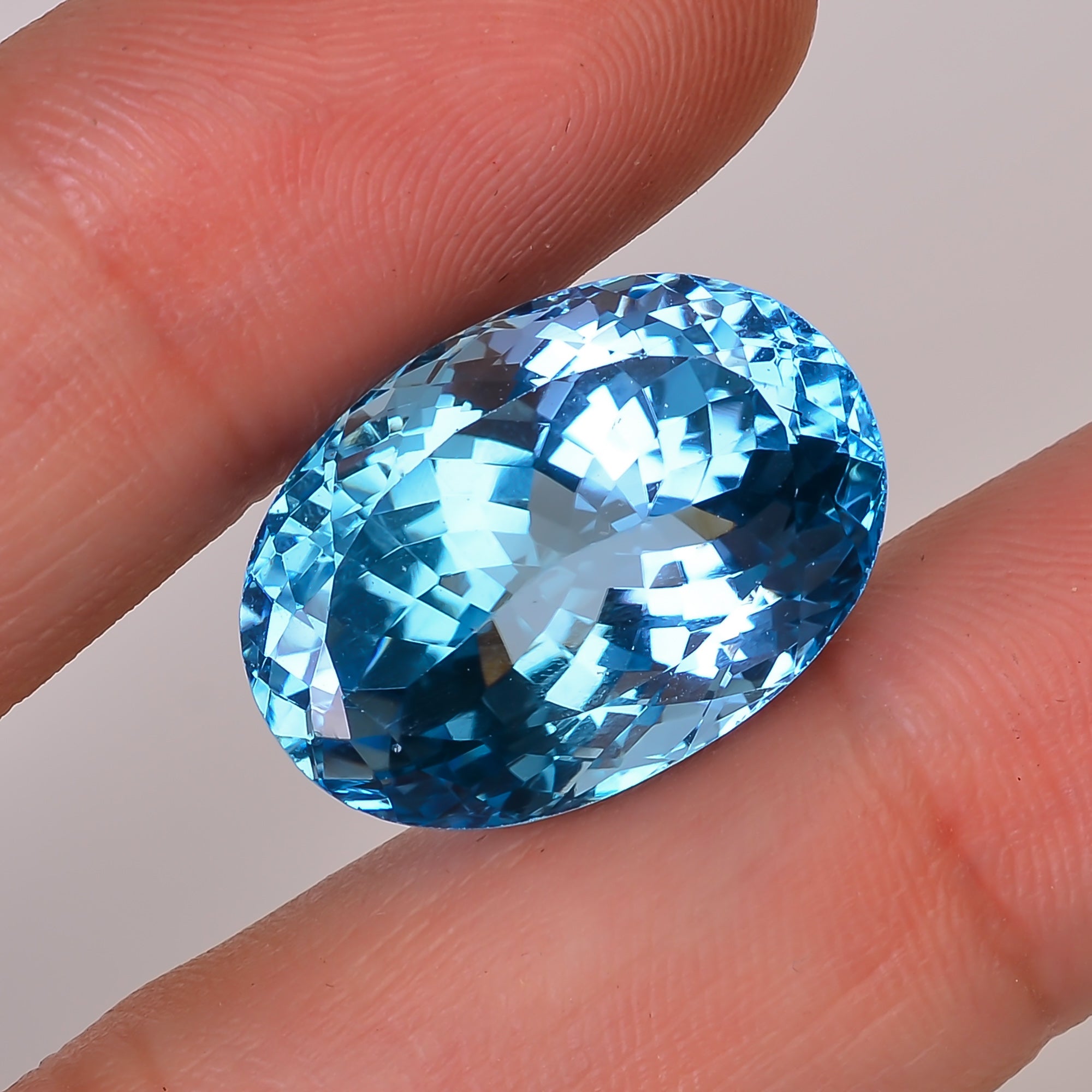 100% Natural Swiss Blue Topaz Oval Shape Cut Stone Loose Gemstone For Making Jewelry 29 Ct. 20X14X12 mm Y-10126