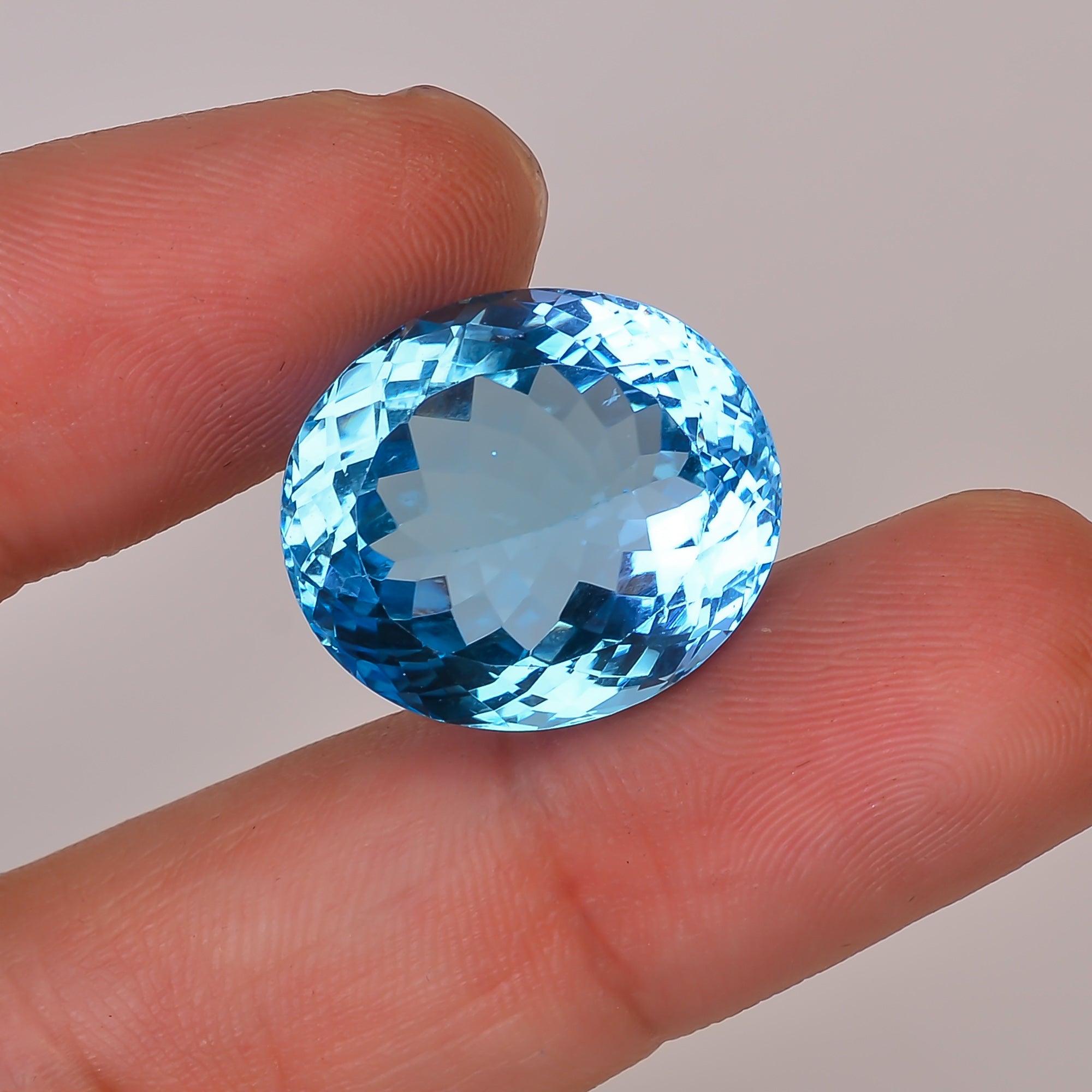 100% Natural Swiss Blue Topaz Oval Shape Cut Stone Loose Gemstone For Making Jewelry 28.5 Ct. 19X16X11 mm Y-10127