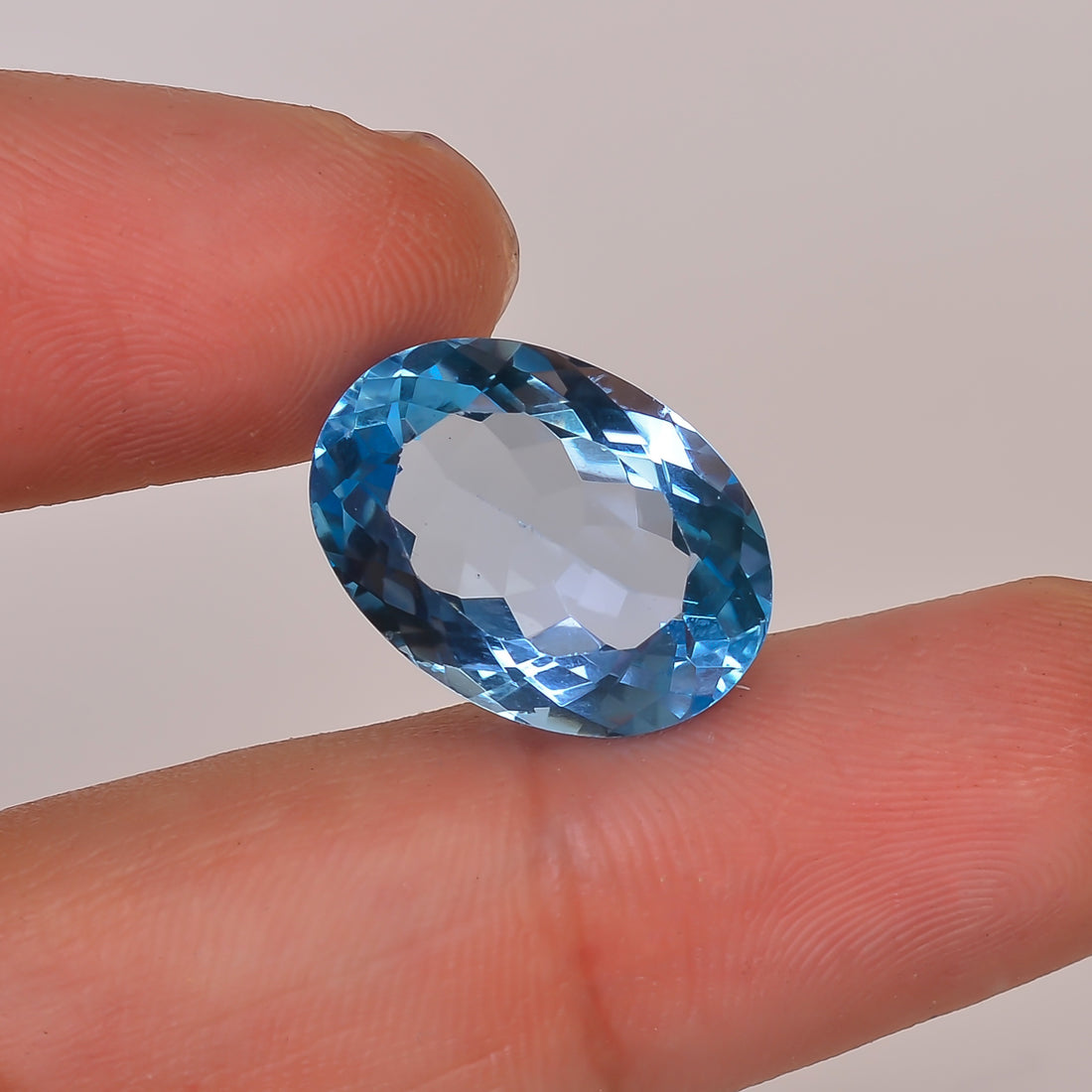 100% Natural Swiss Blue Topaz Oval Shape Cut Stone Loose Gemstone For Making Jewelry 14.5 Ct. 16X12X8 mm Y-10129