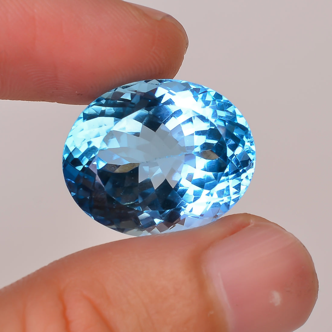 100% Natural Swiss Blue Topaz Oval Shape Cut Stone Loose Gemstone For Making Jewelry 29.5 Ct. 20X16X11 mm Y-10130