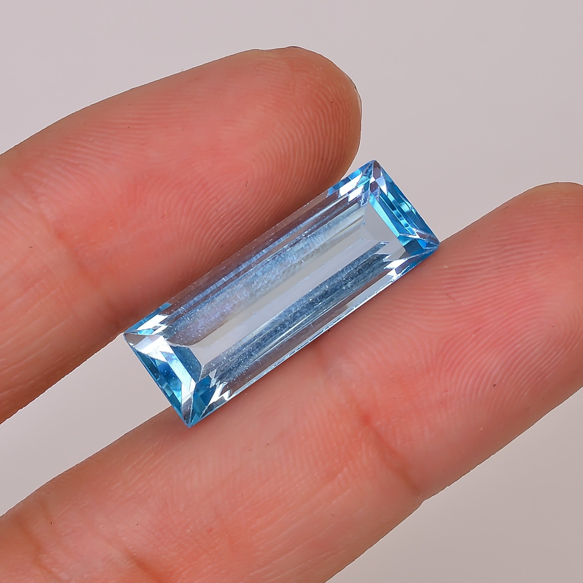 100% Natural Swiss Blue Topaz Rectangle Shape Cut Stone Loose Gemstone For Making Jewelry 15.5 Ct. 23X8X7 mm Y-10132
