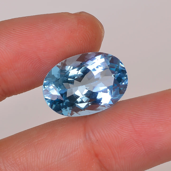 100% Natural Swiss Blue Topaz Oval Shape Cut Stone Loose Gemstone For Making Jewelry 14.5 Ct. 18X12X8 mm Y-10137