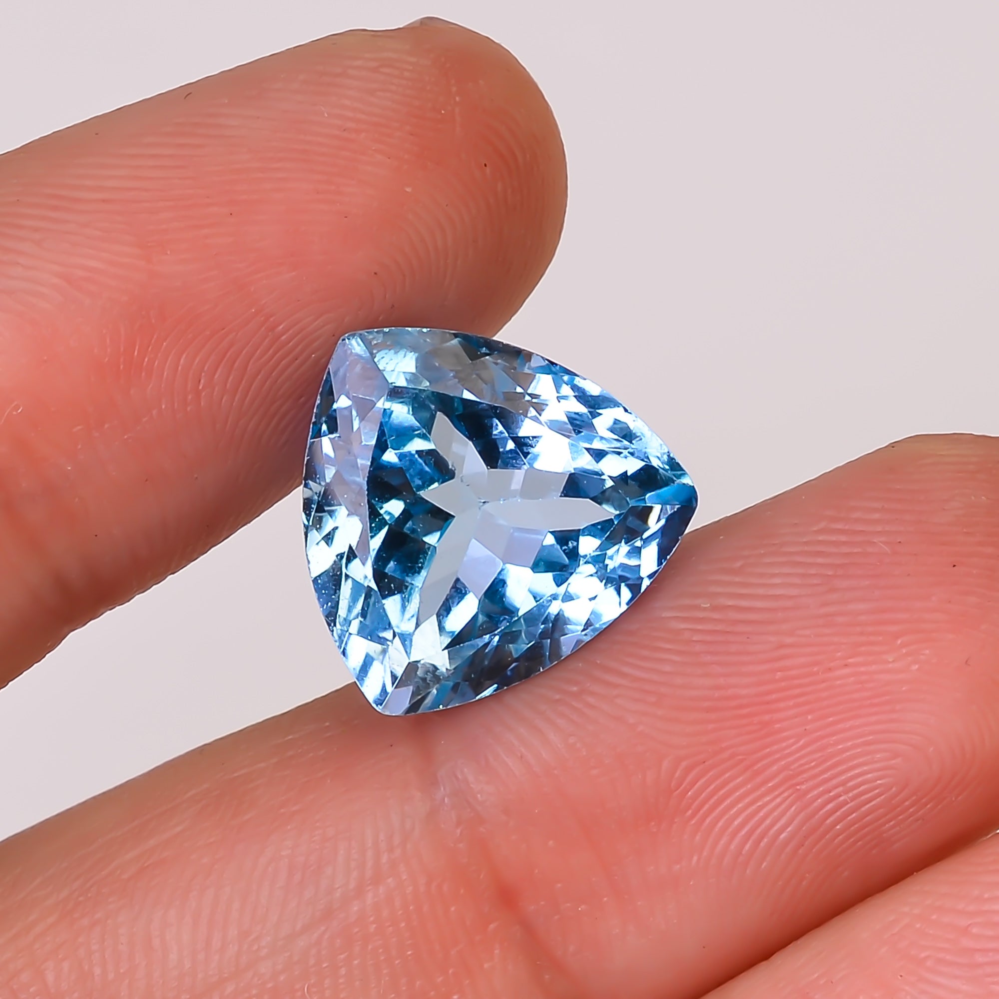 Natural Swiss Blue Topaz Trillion Shape Cut Stone Loose Gemstone For Making Jewelry 11 Ct. 13X13X8 mm Y-10146