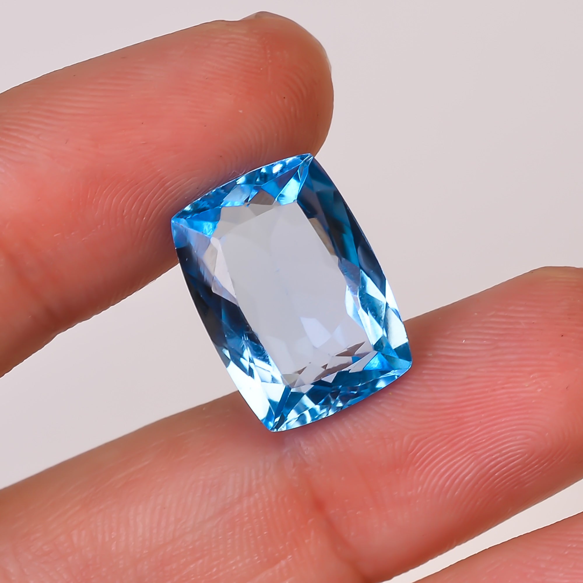Natural Swiss Blue Topaz Radiant Shape Cut Stone Loose Gemstone For Making Jewelry 13.5 Ct. 16X12X7 mm Y-10147