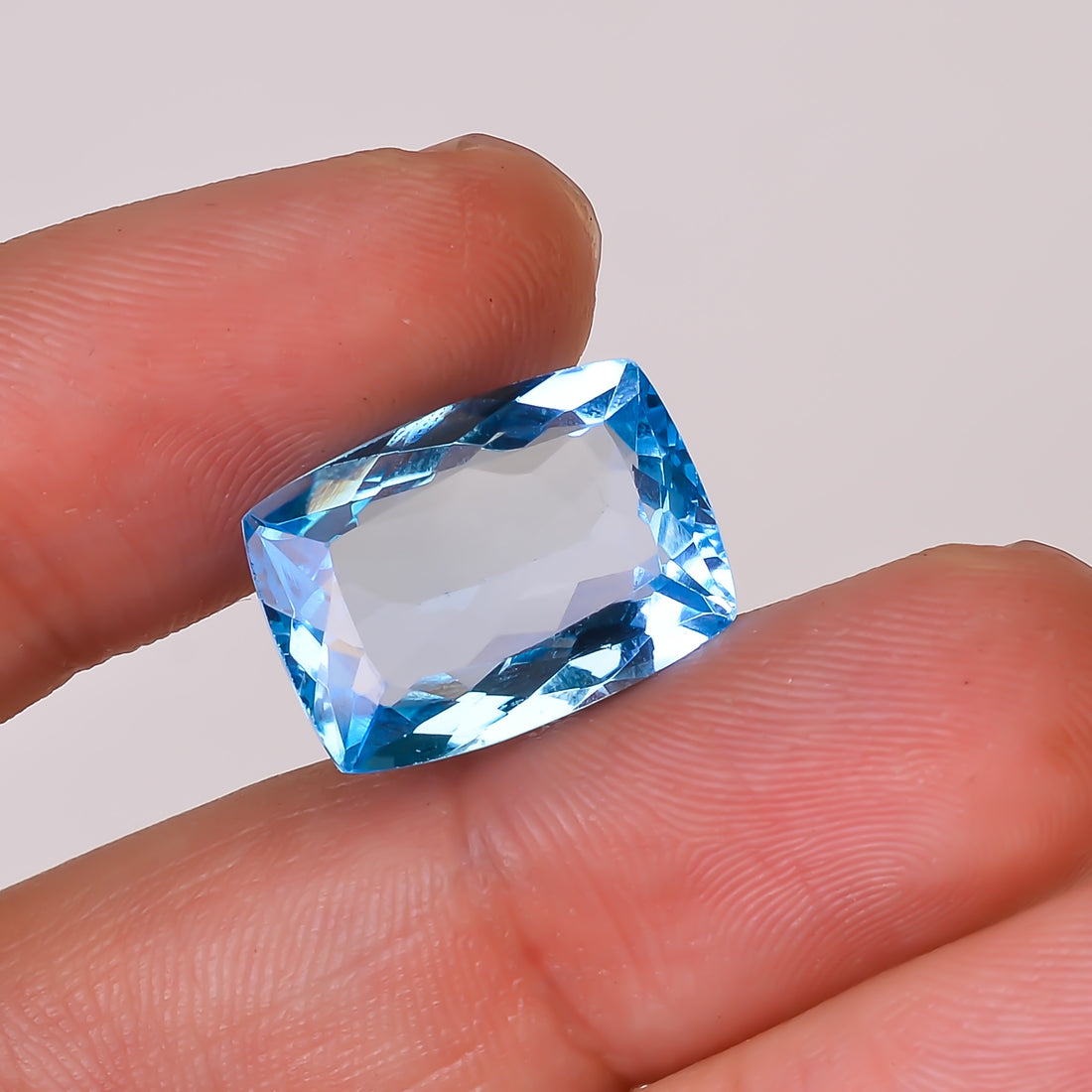Natural Swiss Blue Topaz Radiant Shape Cut Stone Loose Gemstone For Making Jewelry 13.5 Ct. 16X12X7 mm Y-10147