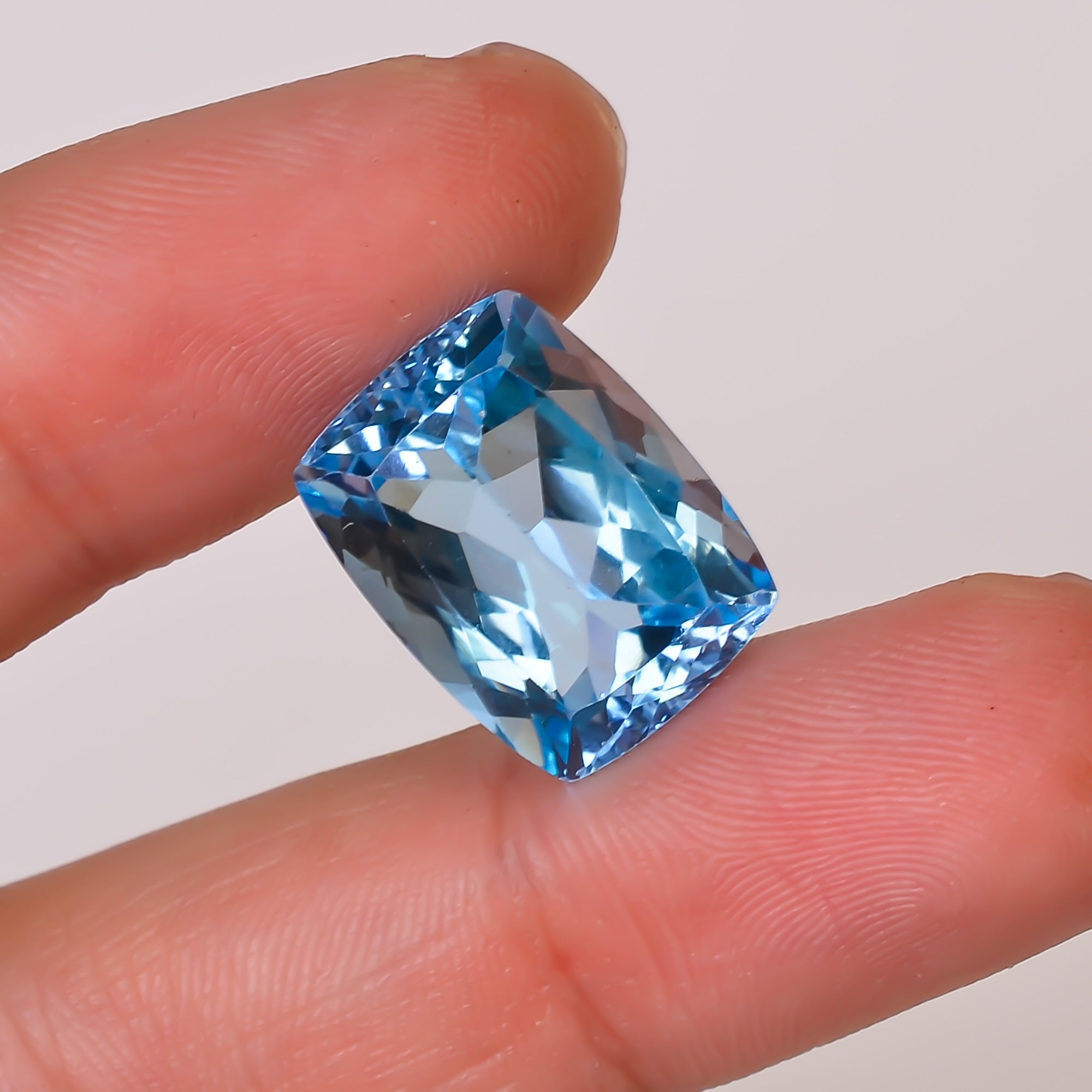 Natural Swiss Blue Topaz Radiant Shape Cut Stone Loose Gemstone For Making Jewelry 15.5 Ct. 16X12X8 mm Y-10150