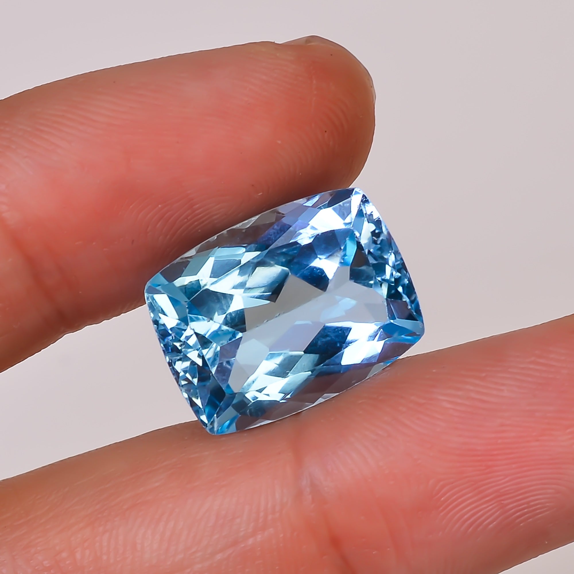 Natural Swiss Blue Topaz Radiant Shape Cut Stone Loose Gemstone For Making Jewelry 15.5 Ct. 16X12X8 mm Y-10150