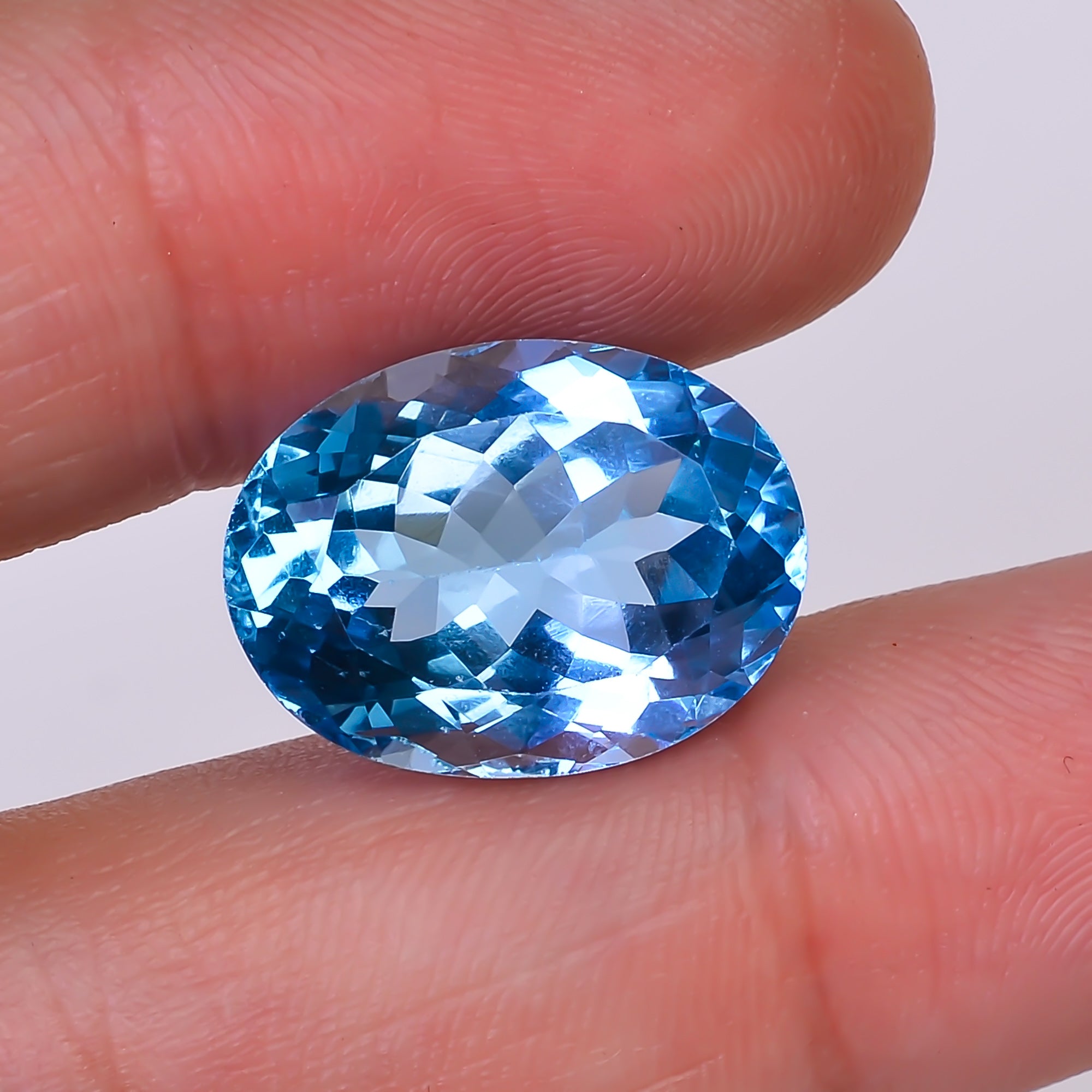 Natural Swiss Blue Topaz Oval Shape Cut Stone Loose Gemstone For Making Jewelry 14.5 Ct. 17X12X8 mm Y-10154