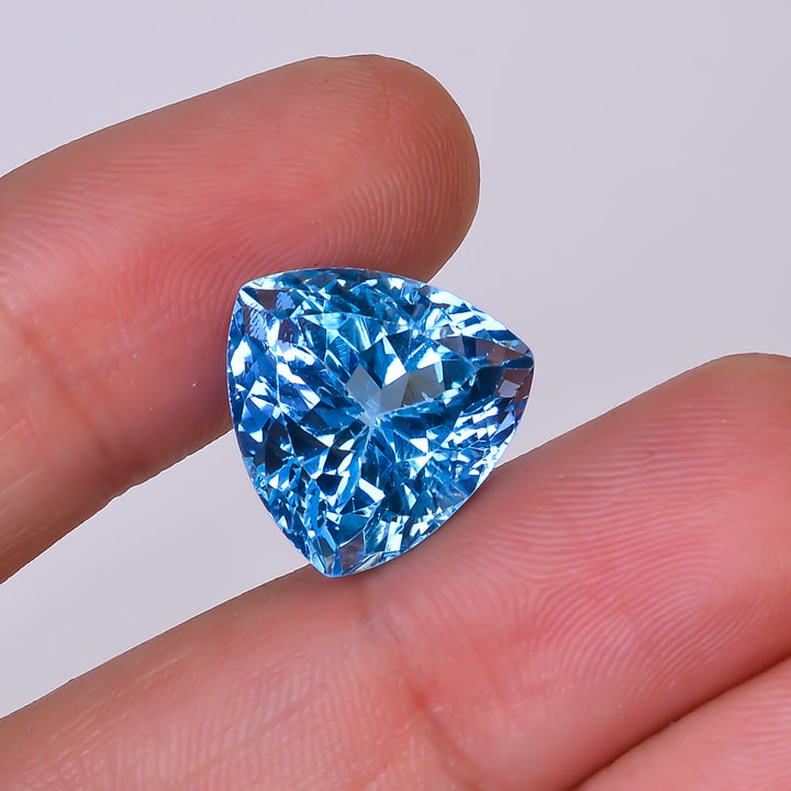 Natural Swiss Blue Topaz Trillion Shape Cut Stone Loose Gemstone For Making Jewelry 15 Ct. 14X14X10 mm Y-10167