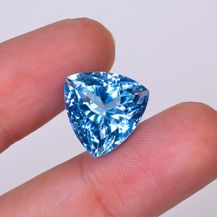 Natural Swiss Blue Topaz Trillion Shape Cut Stone Loose Gemstone For Making Jewelry 13 Ct. 14X14X9 mm Y-10169