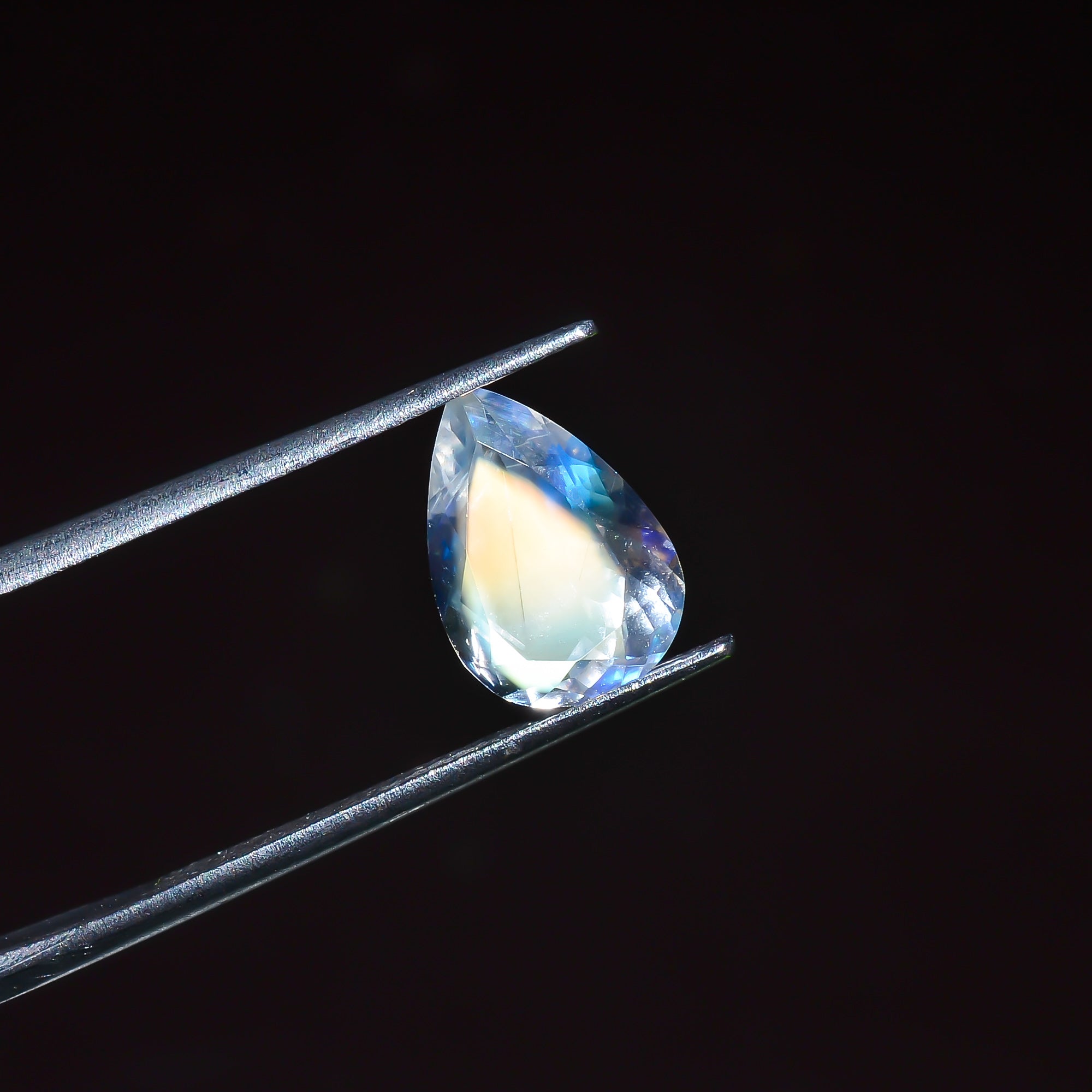 Natural Madagascar Moonstone Pear Shape Cut Stone Loose Gemstone For Making Jewelry 2.1 Ct. 11X7X4 mm Y-10306