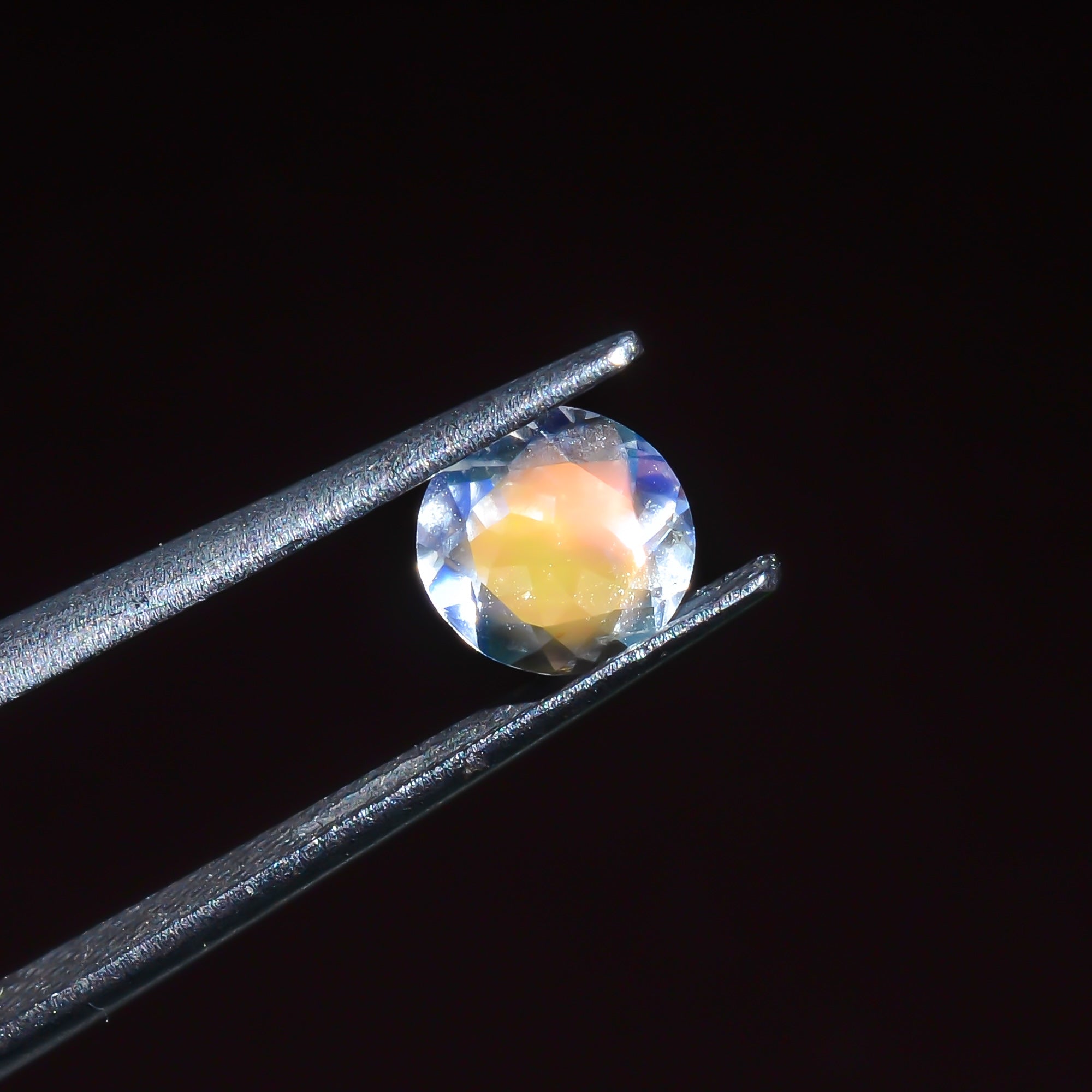 Natural Madagascar Moonstone Round Shape Cut Stone Loose Gemstone For Making Jewelry 0.6 Ct. 5X5X3 mm Y-10315