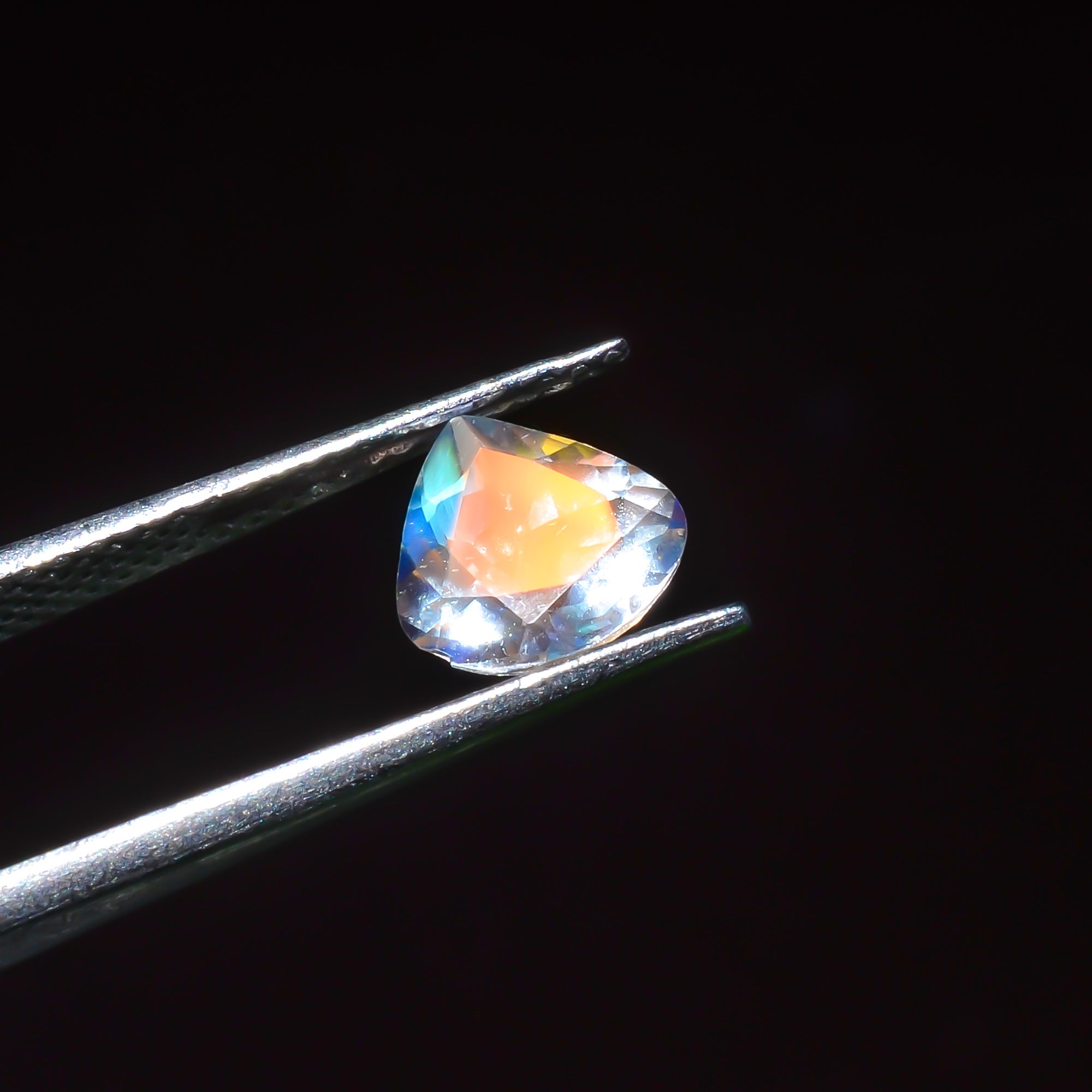 Natural Madagascar Moonstone Heart Shape Cut Stone Loose Gemstone For Making Jewelry 0.7 Ct. 6X6X4 mm Y-10322