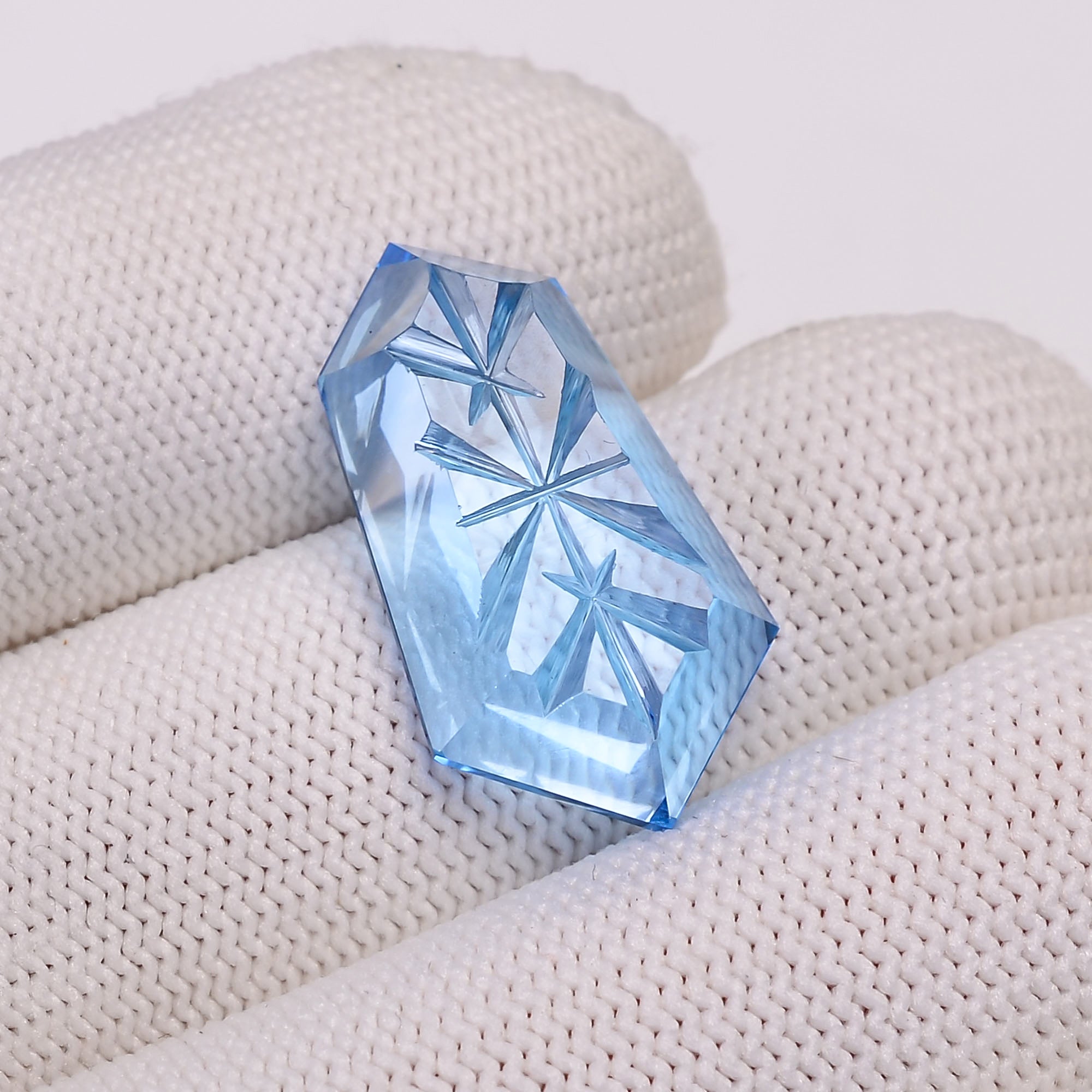 Natural Blue Topaz Fancy Shape Carved Loose Gemstone For Making Jewelry 20.5Ct. 24X14X6mmY-10629