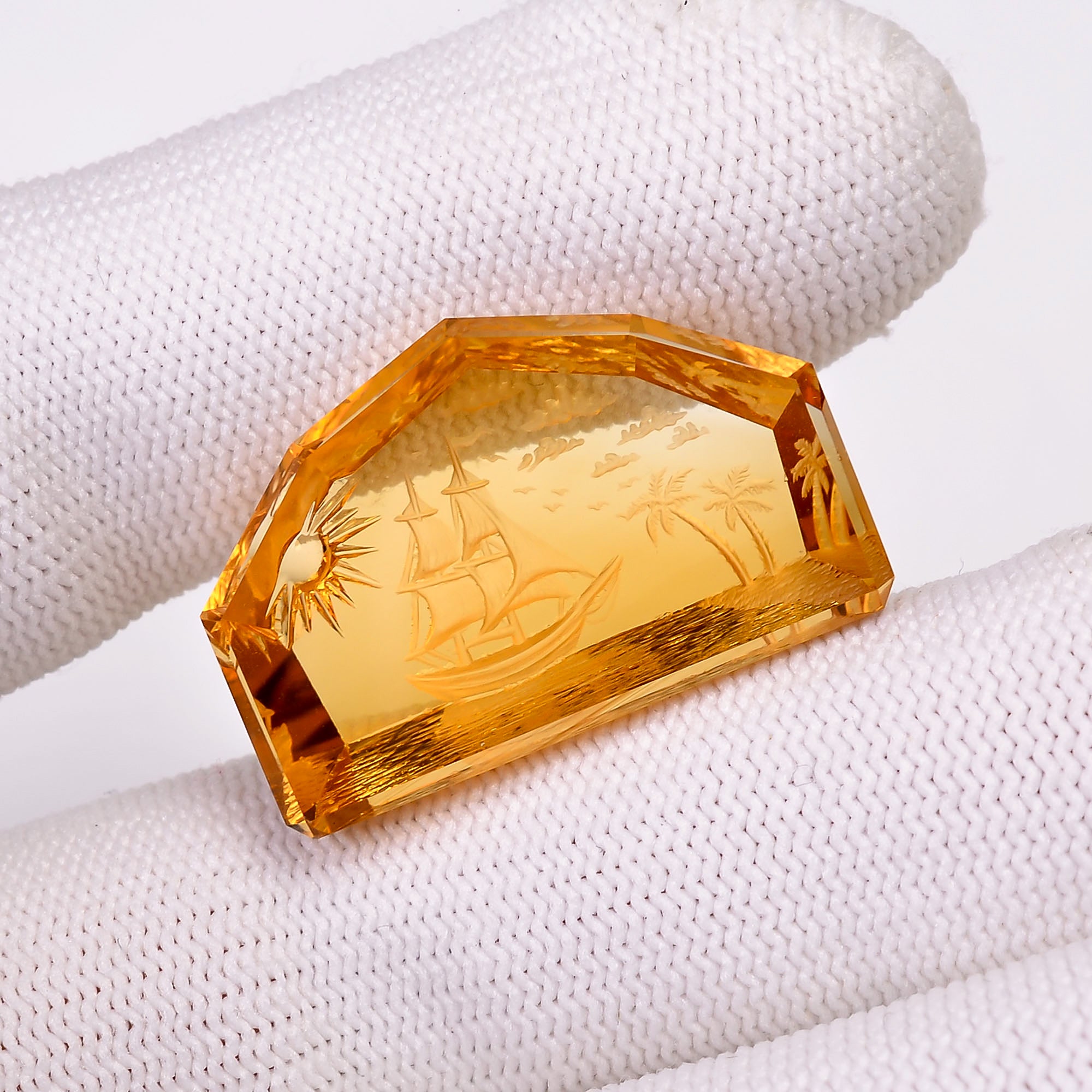 Natural Citrine Fancy Shape Carved Loose Gemstone For Making Jewelry 32.5Ct.28X18X7 mm Y-10634