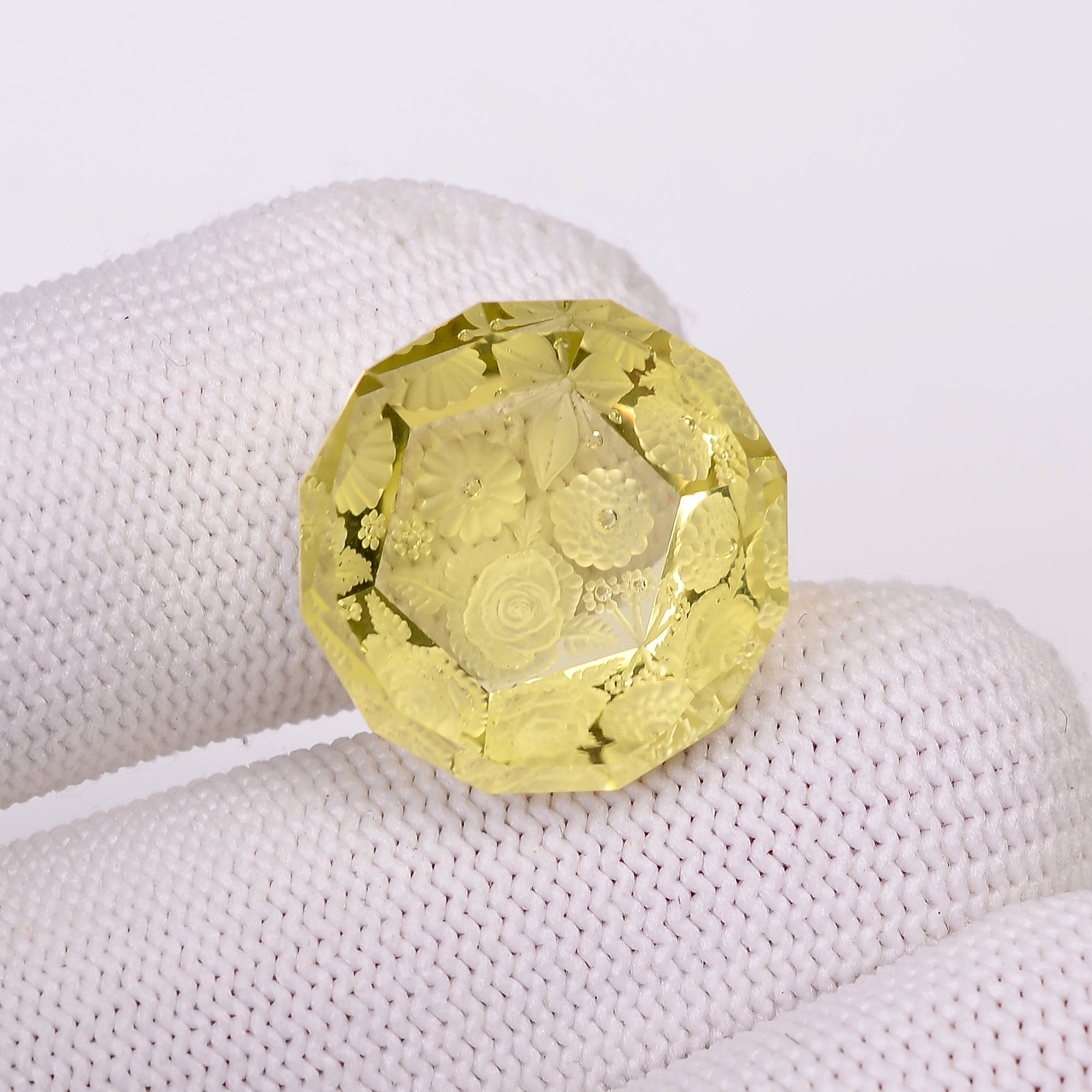 Natural Lemon Quartz Octagon Shape Carved Loose Gemstone For Making Jewelry 23 Ct.18X18X9mm Y-10641