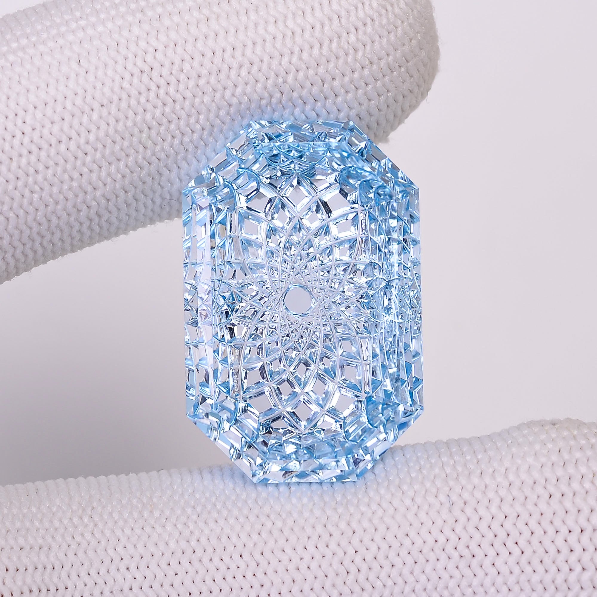 Natural Blue Topaz Fancy Shape Carved Loose Gemstone For Making Jewelry 45.5 Ct. 27X17X8 mm Y-10647