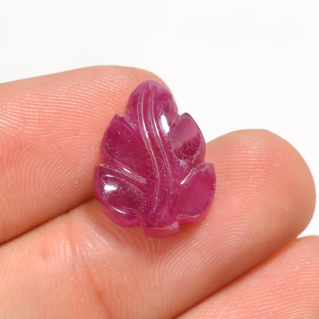 Natural  Ruby Leaf Shape Carved Loose Gemstone For Making Jewelry 6.5 Ct. 16X12X4 mm Y-3764