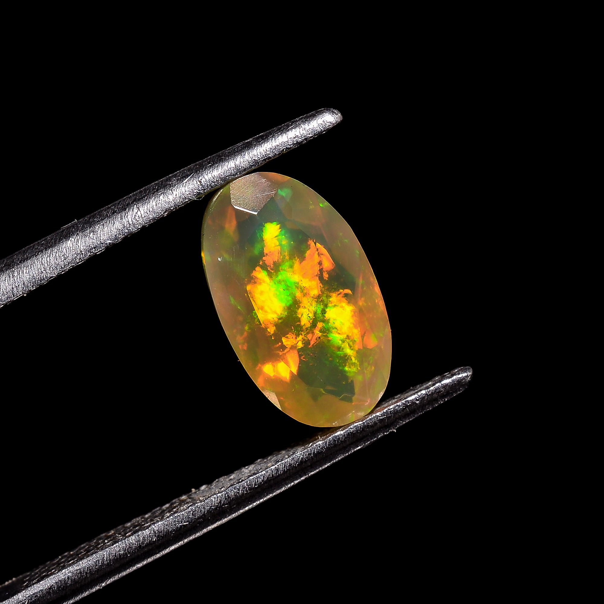 Ethiopian Opal Oval Shape Cut Stone natural loose gemstone  1.4 Ct. 10X6X5 mm Y-7200