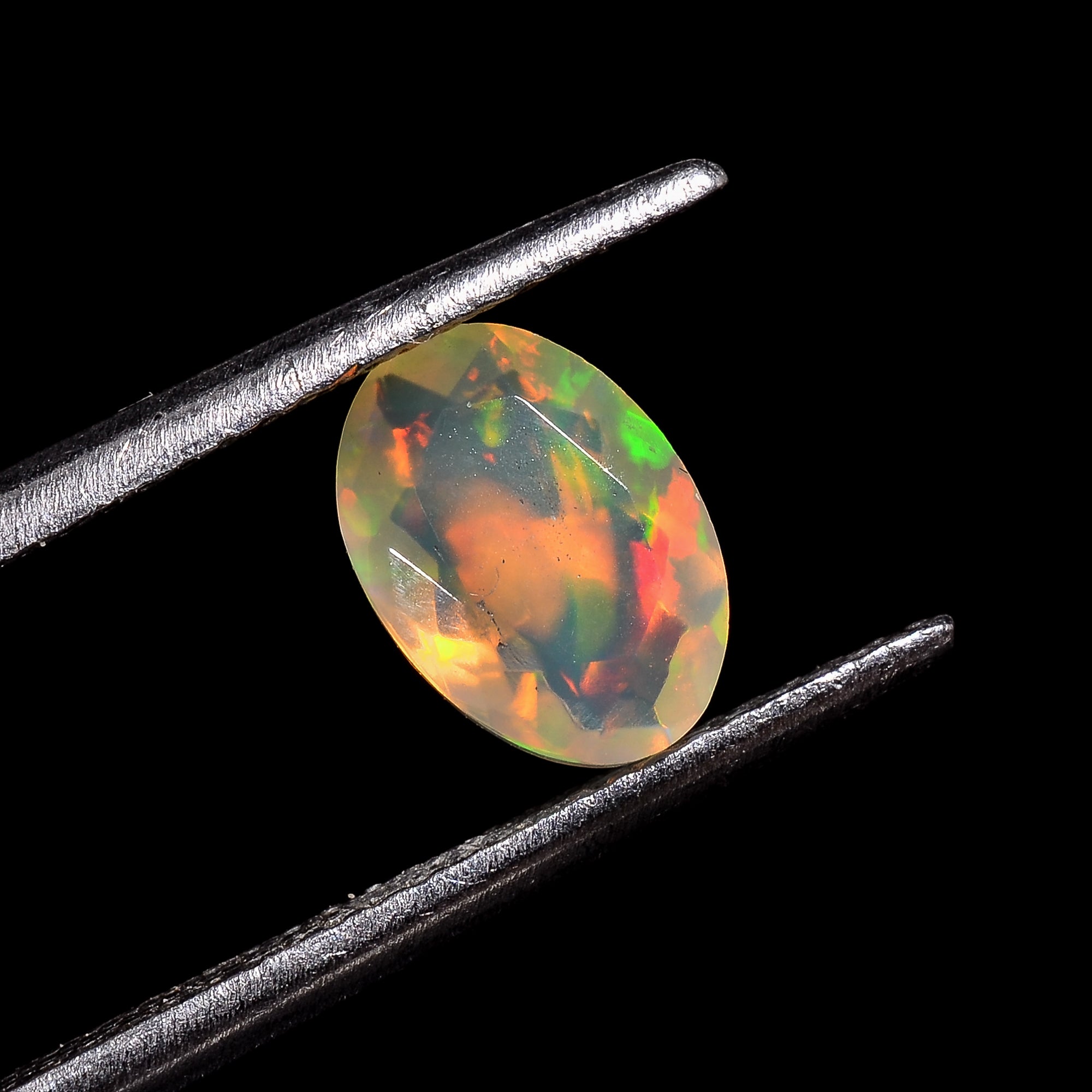 Ethiopian Opal Oval Shape Cut Stone natural loose gemstone 0.85 Ct. 9X6X4 mm Y-7202